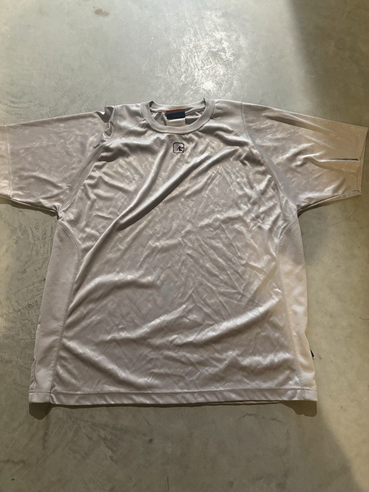 Men’s Grey And1 Sportswear Heavyweight Tee-shirt Perfect Condition Size XL gallery