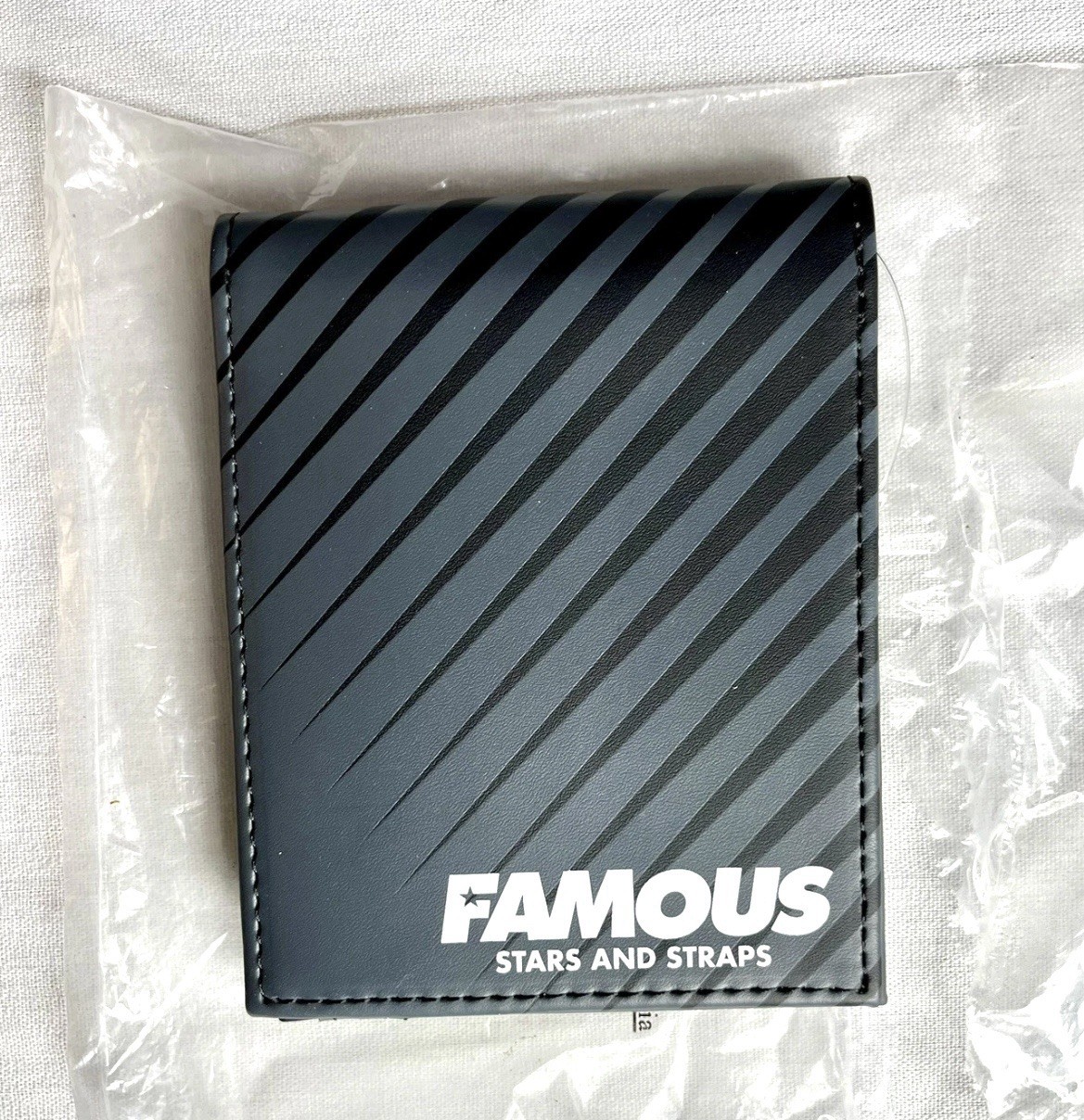 Famous Stars And Straps Black Racing Skull Wallet NWT Travis Barker Blink 182 gallery
