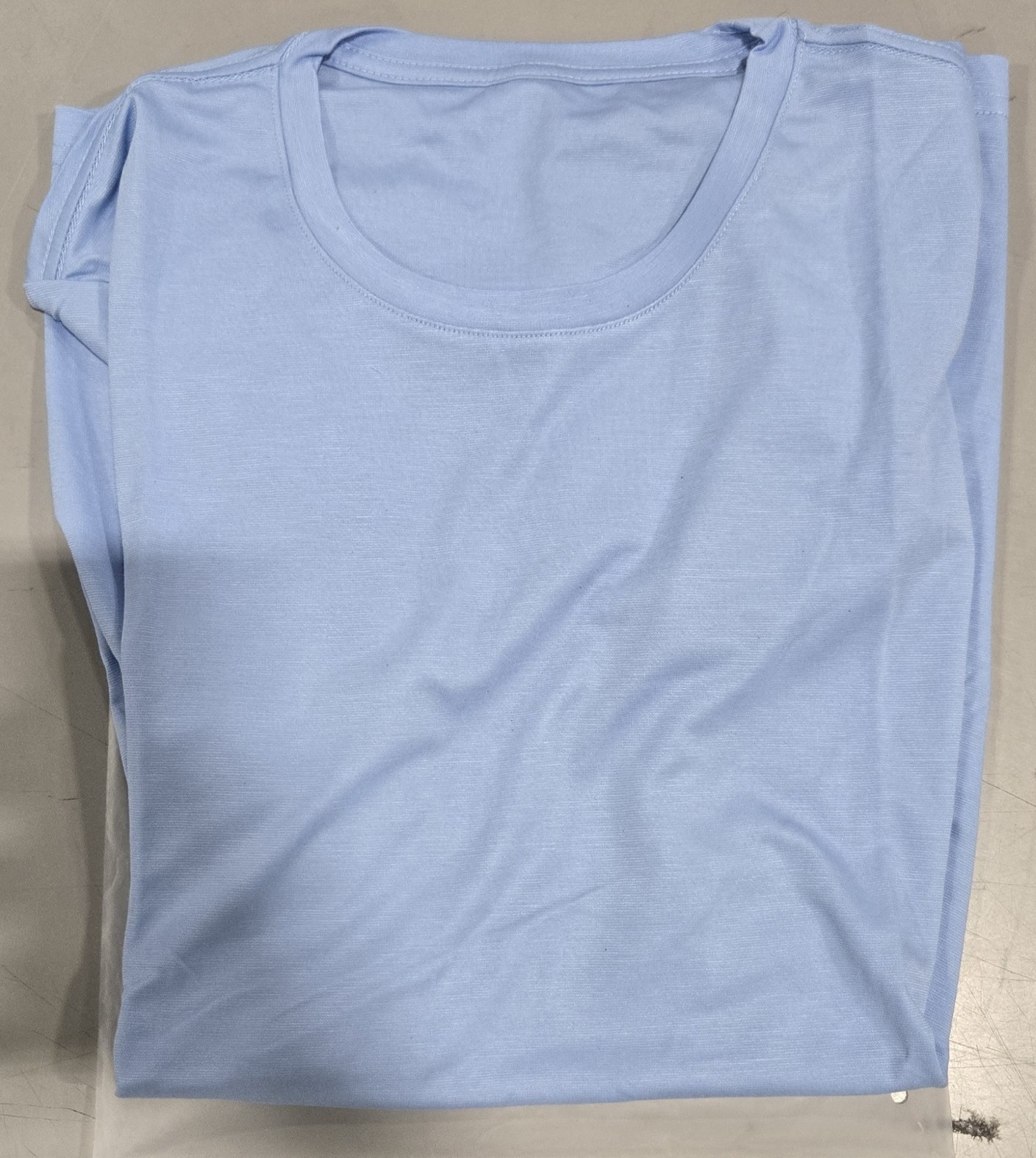 GENERIC UNI-SEX T-SHIRT 71% RAYON, 25% POLYAMIDE, 4% SPANDEX – L – LIGHT BLUE
