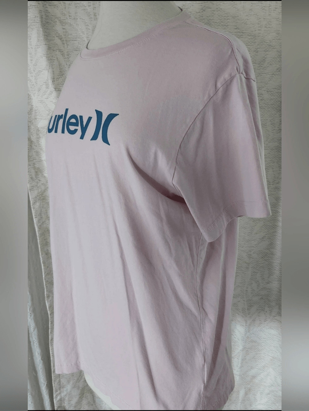 E21 Hurley Light Pink T-shirt with Navy Logo gallery