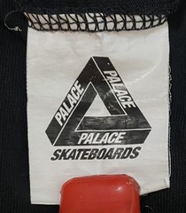 AUTHENTIC PALACE SKATEBOARDS LONG SLEEVE BLACK T SHIRT, Men’s Size XL