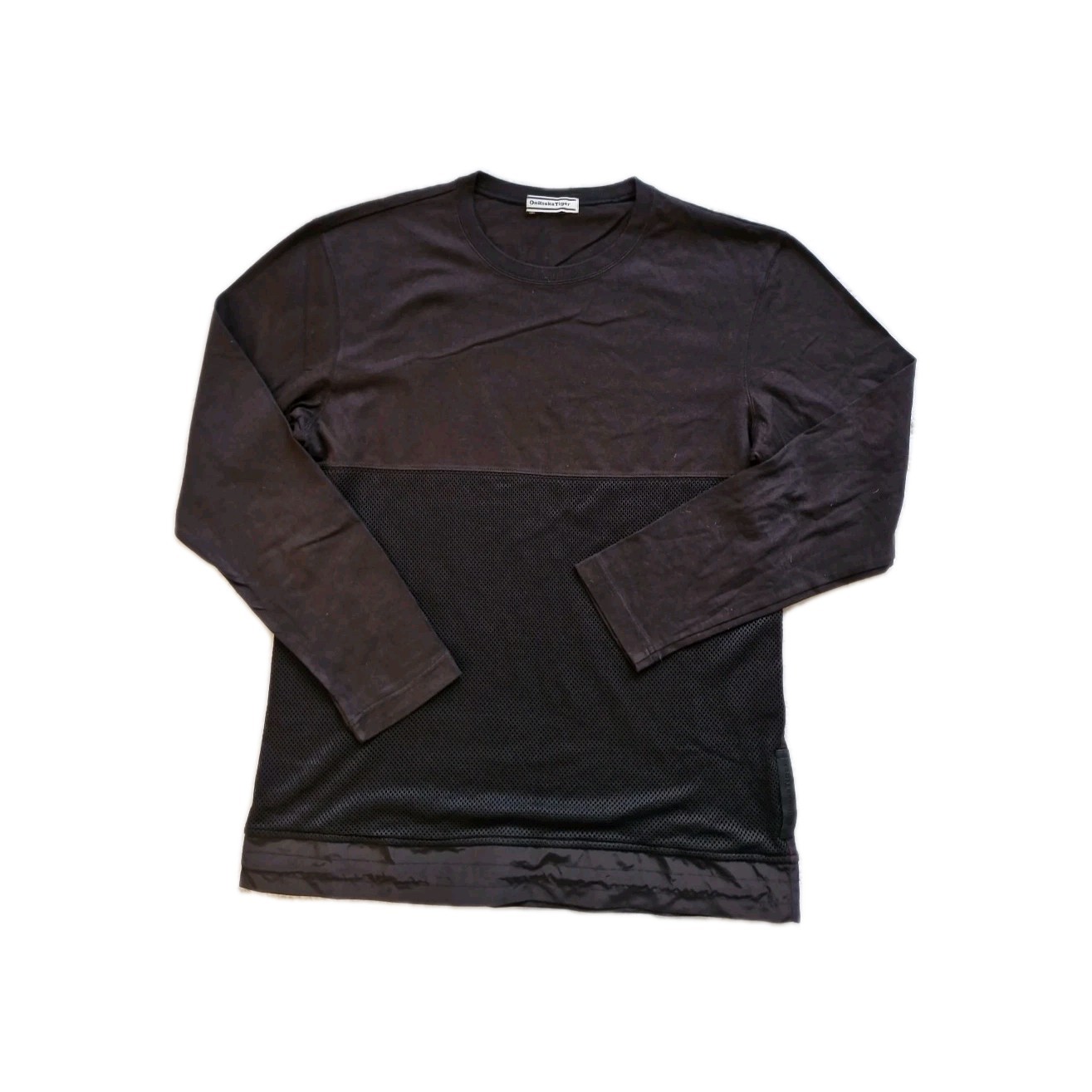 Onitsuka Tiger Mens Black Long Sleeve Tee T-Shirt With Mesh Overlay. Size Medium gallery