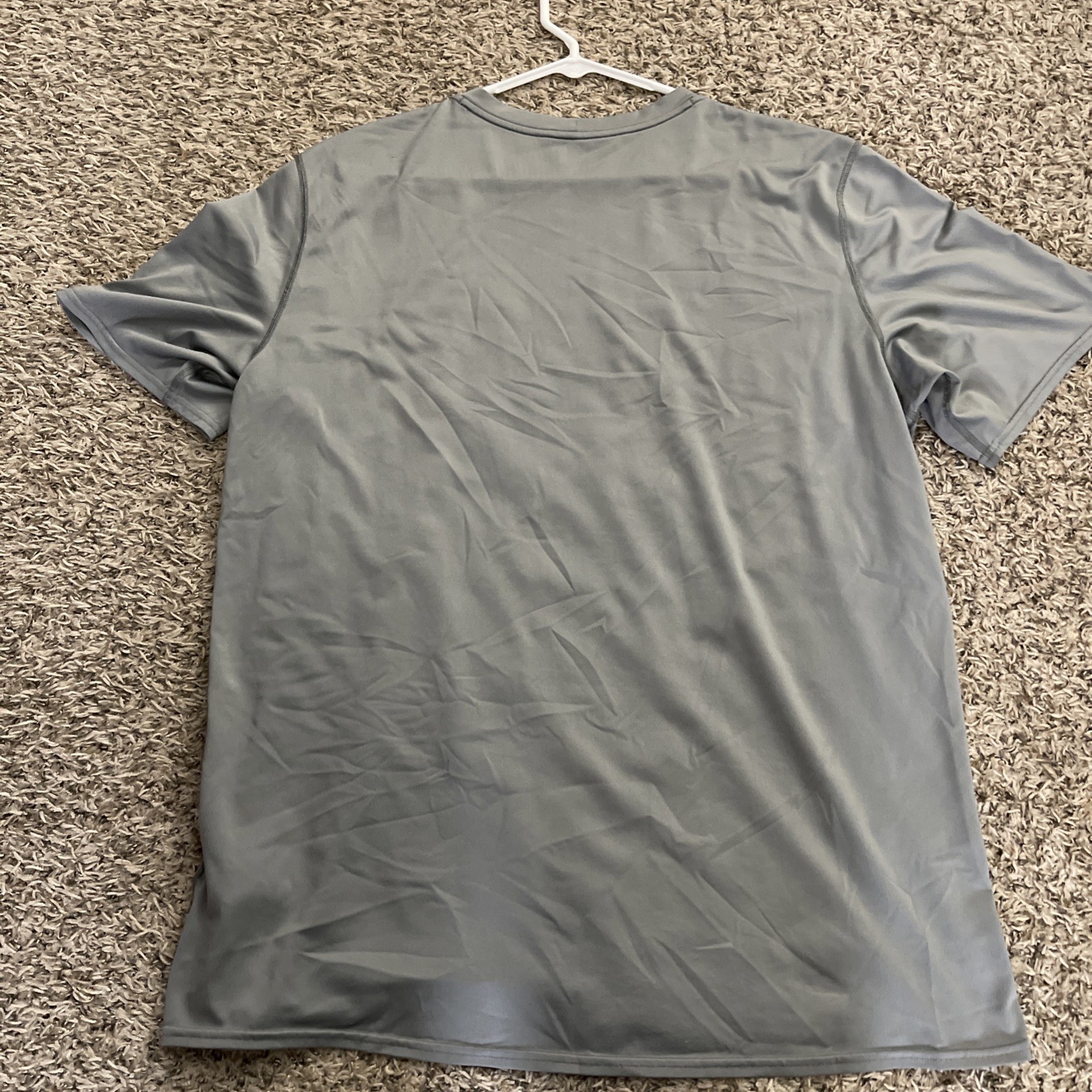 Patagonia Worn Wear Adult XL Grey Tshirt SPF 50 gallery