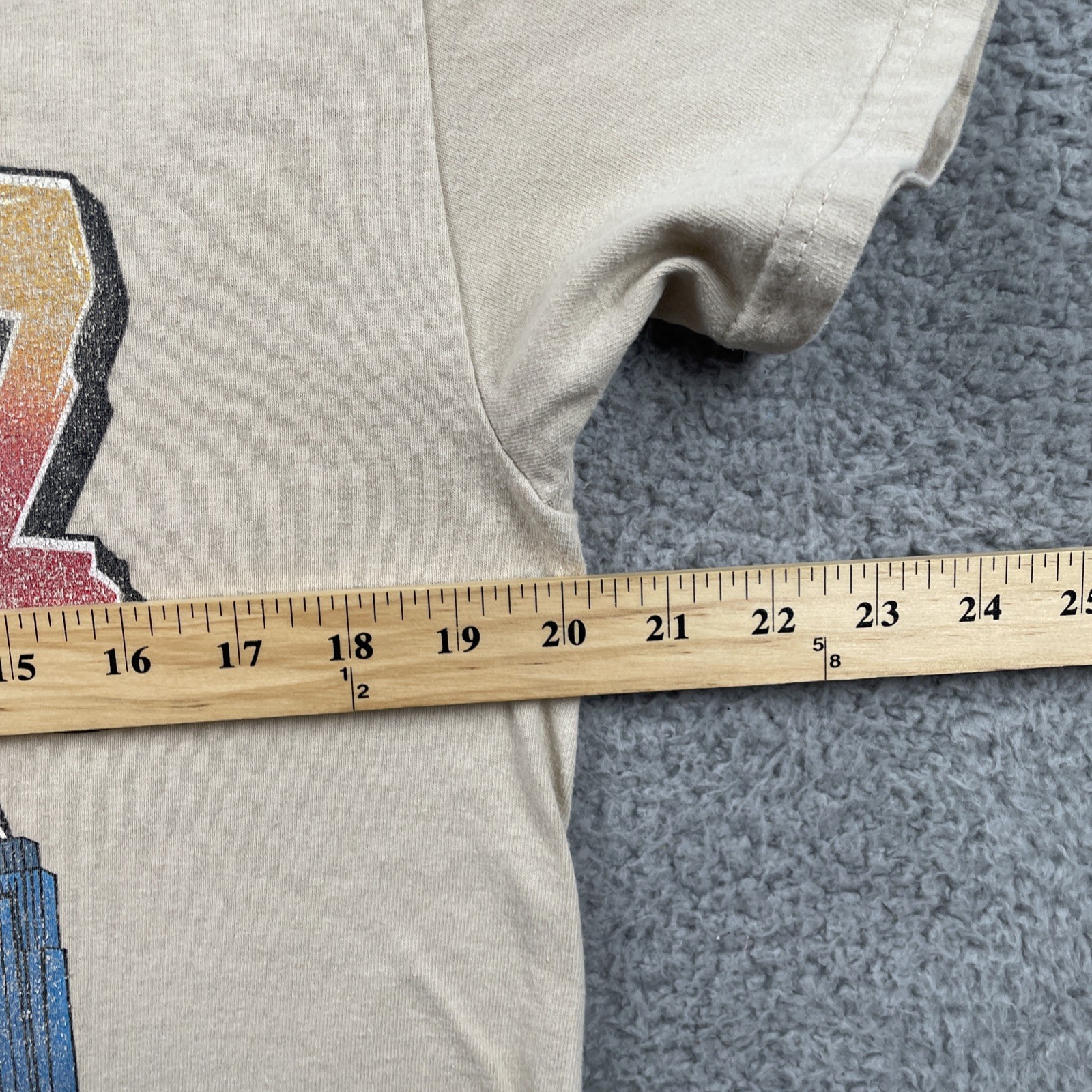 Elly Lacruz Mens T-shirt Cincinnati Reds Medium Beige Baseball 100% Cotton gallery