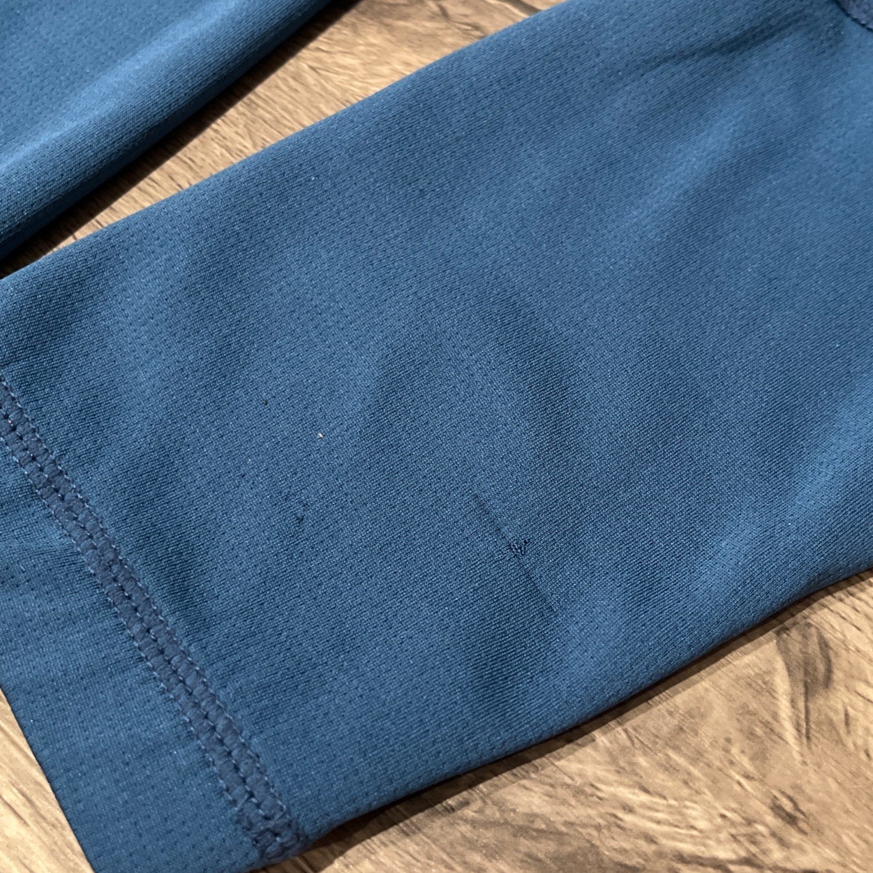 Habit Shirt Mens Medium Blue 40+ Solar Factor Hooded Long Sleeve Pullover gallery