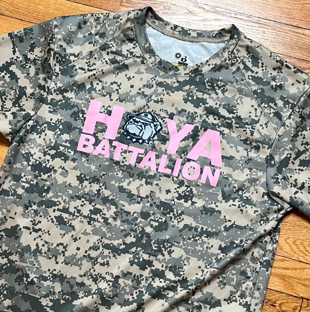 Georgetown University Army ROTC T Shirt Size M "Hoya" Breast Cancer Awareness gallery