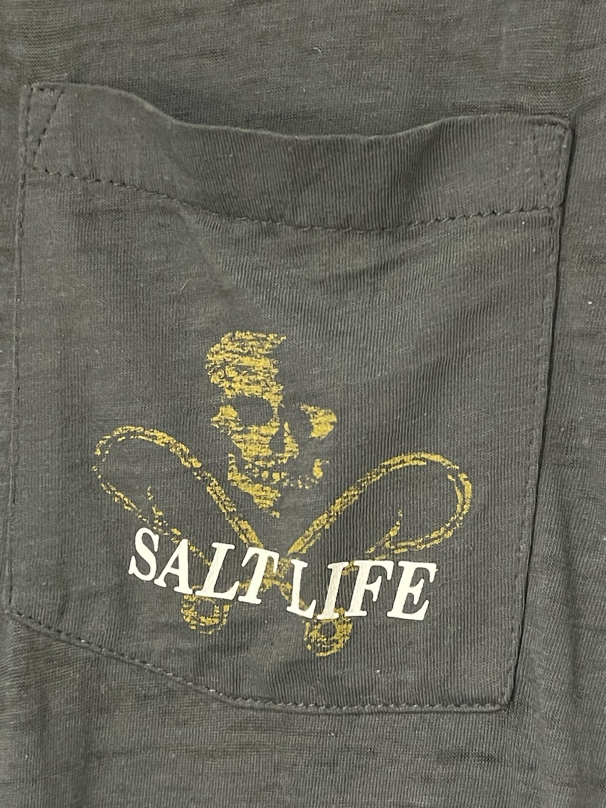 Vintage Salt Life Pocket Sheer T-shirt Skull Hooks Graphic Grey Medium NWOT gallery