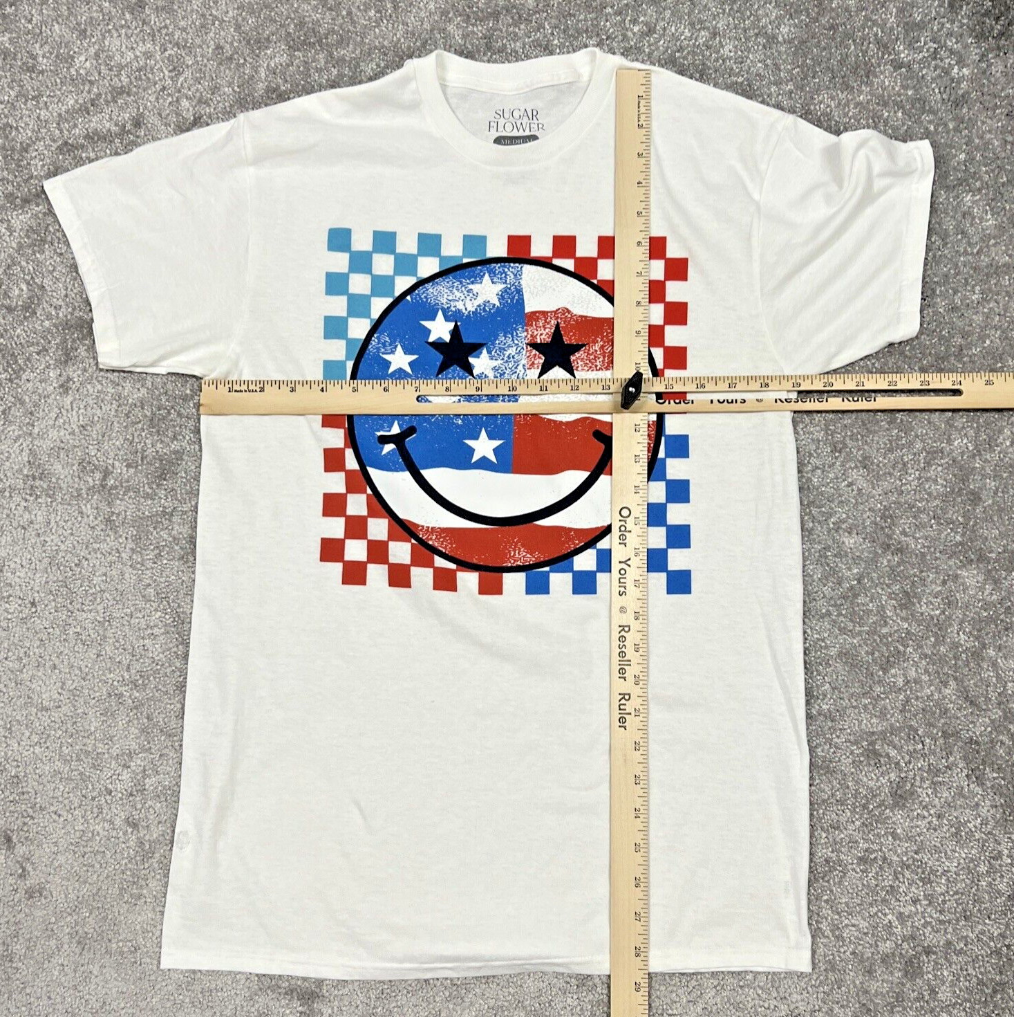 Smiley Face 250 Years USA Flag Men's Medium Pullover T-shirt Short Sleeve White gallery