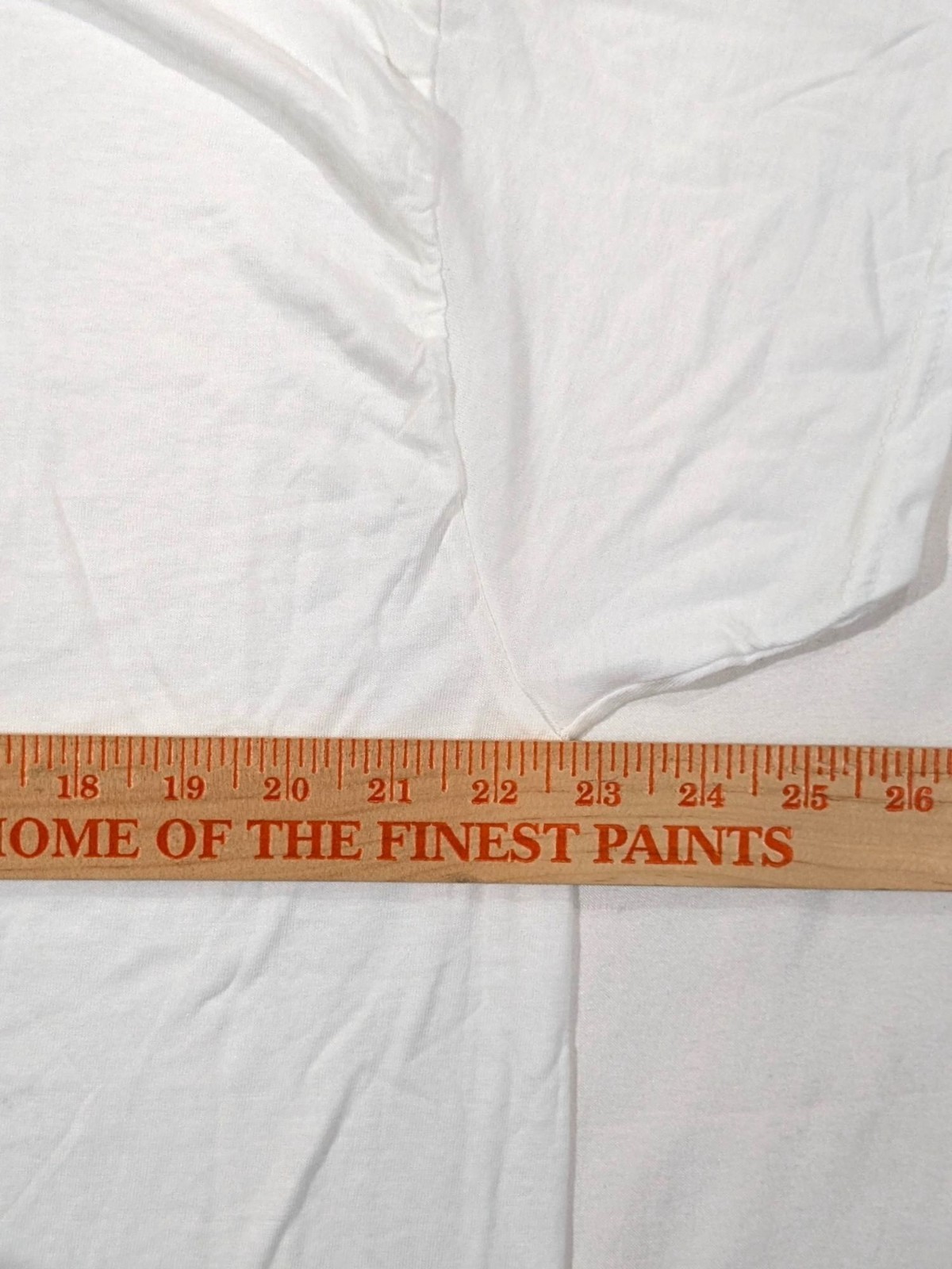 Hanes Mens ComfortBlend White T-Shirt size XL Rayon & Polyester Blend NWOT gallery