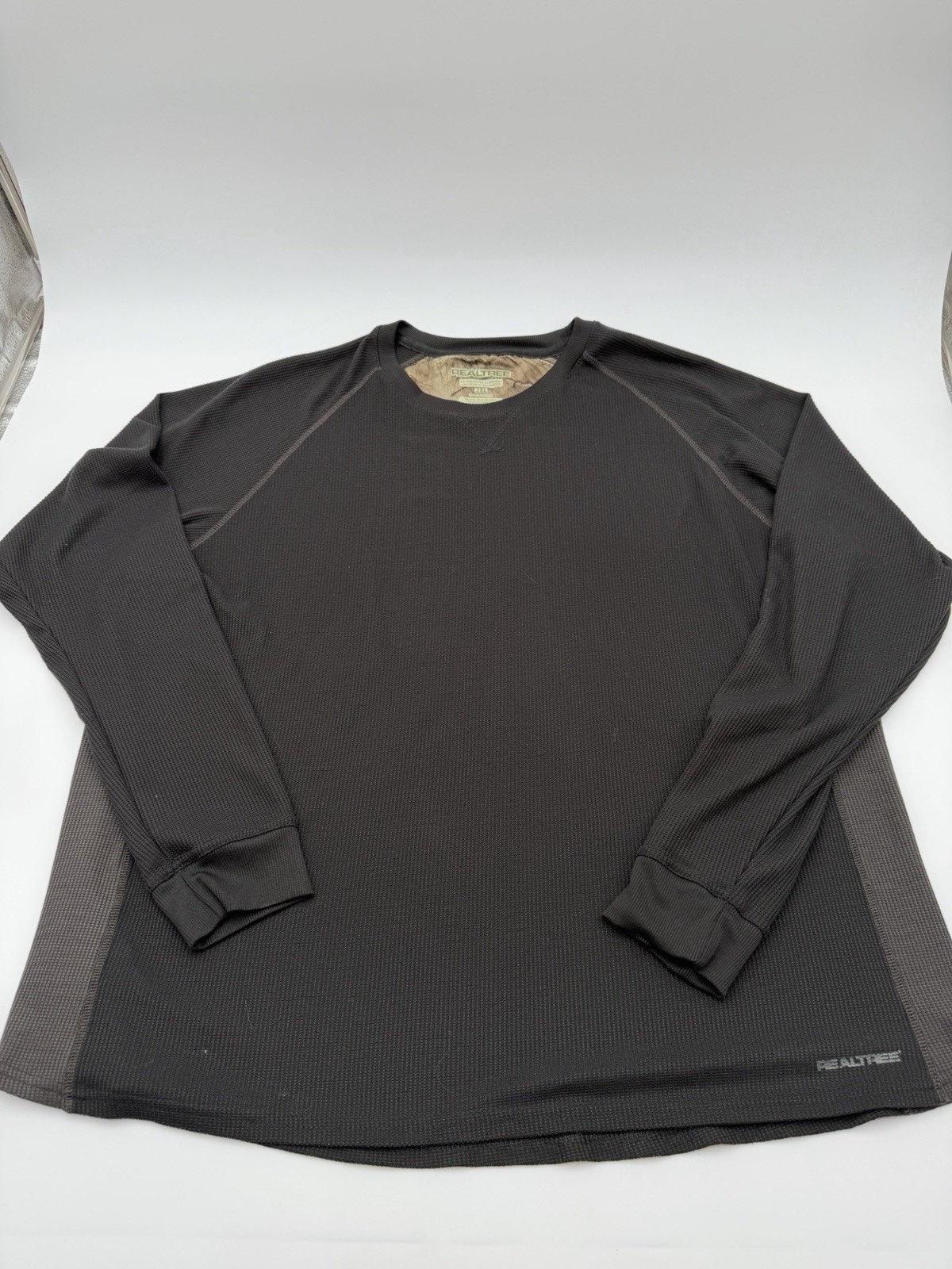 Men’s Realtree branded black thermal shirt with a textured waffle-knit fabric 2X