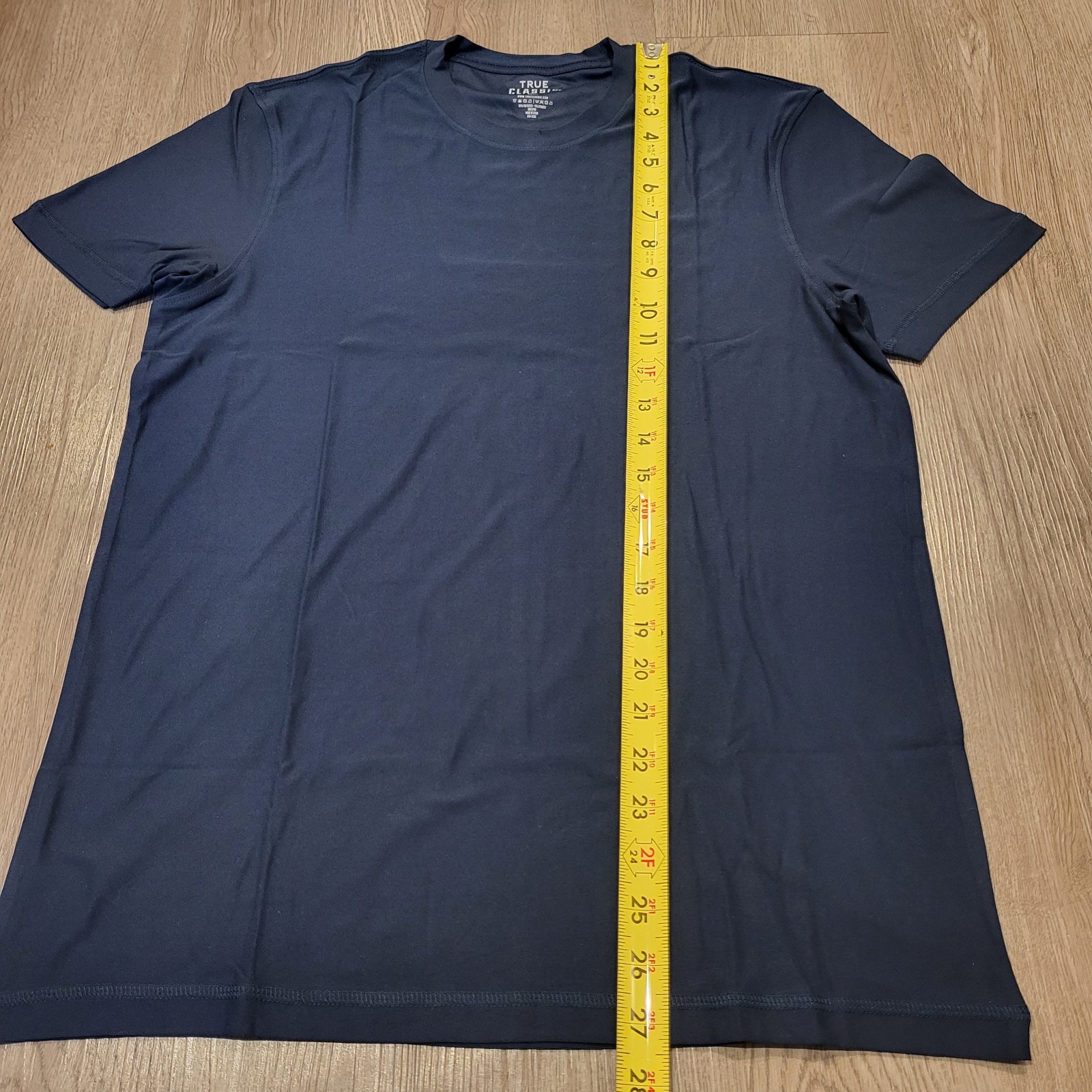 2 True Classic Men's Short Sleeve Shirt Active Polyester/Spandex Navy Blue Small gallery