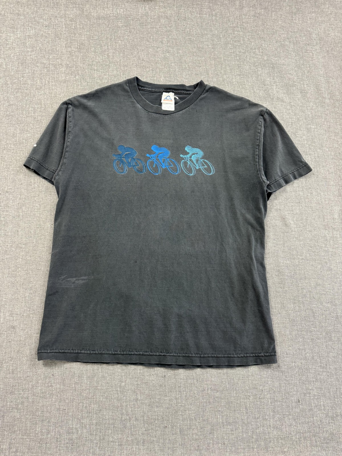 Vintage 90s Discovery Channel Cycling T-Shirt Mens Large Faded Black Graphic Tee gallery