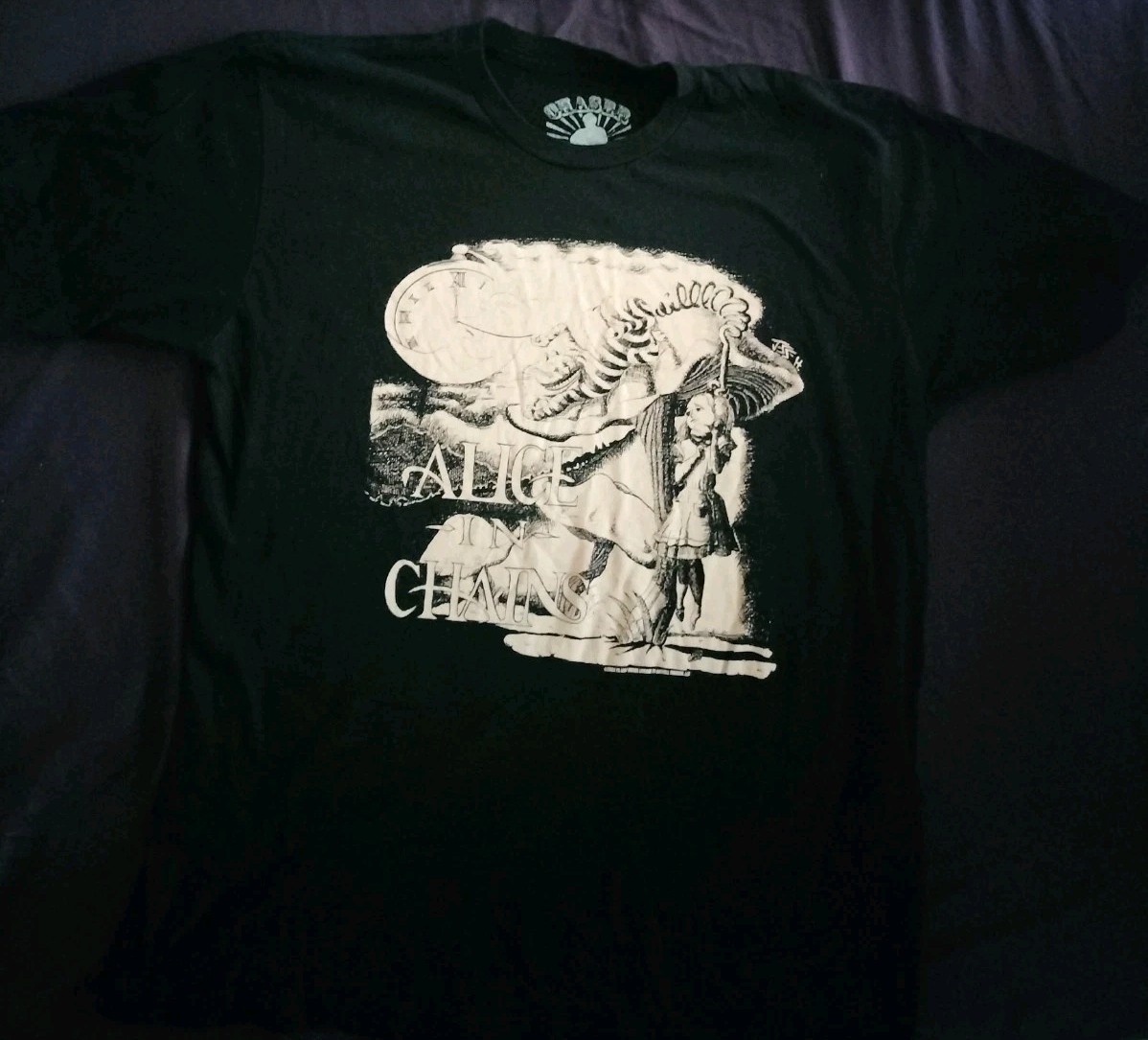 Alice In Chains T-shirt Cheshire Cat And Alice In Wonderland Scene
