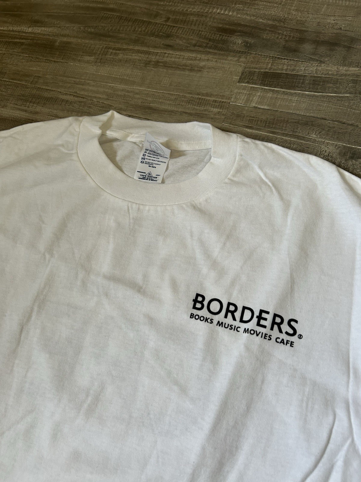 Vintage Borders Book Store Film Crew T Shirt Men’s XL Music Movies Cafe gallery