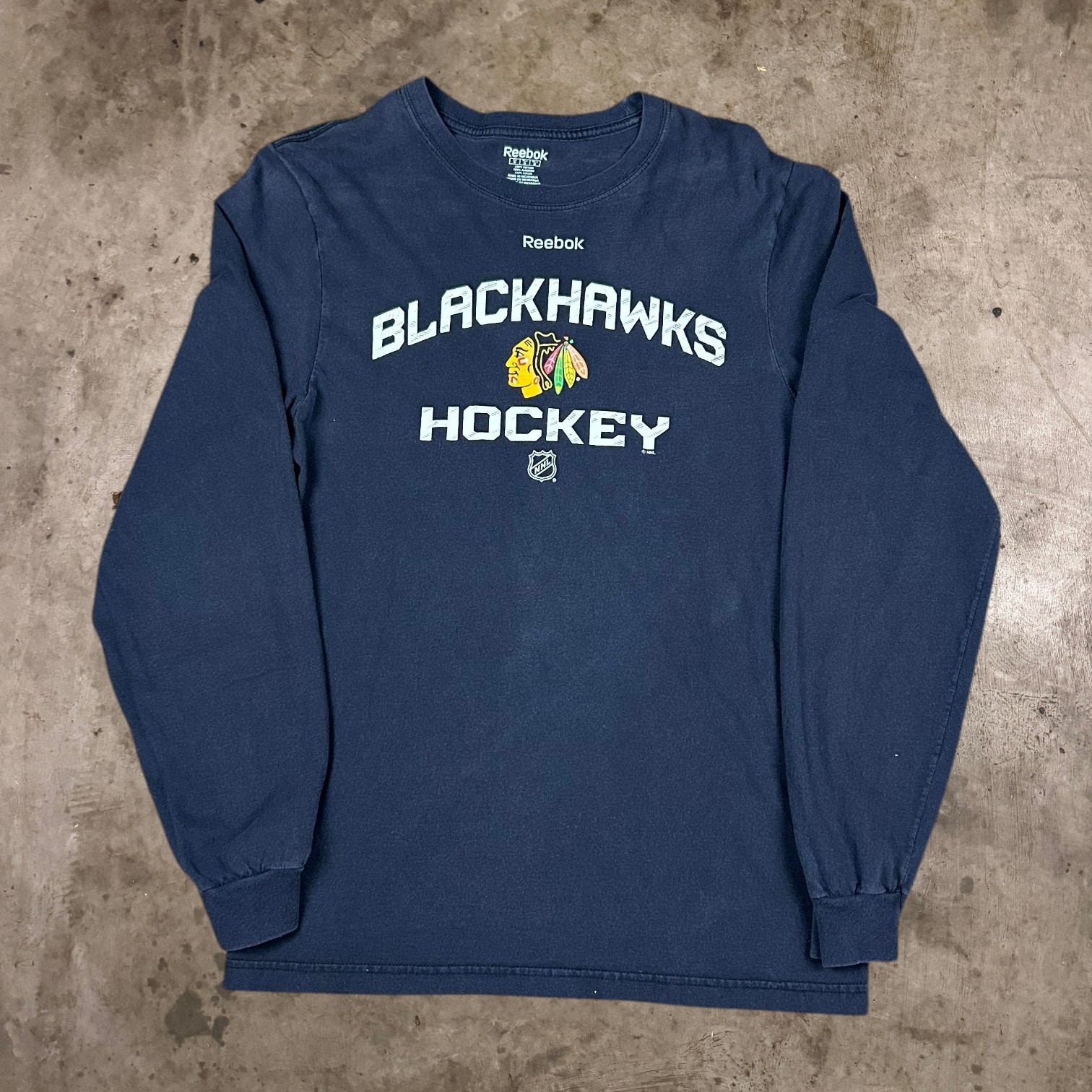 Reebok Chicago Blackhawks Hockey Long Sleeve T-Shirt NHL Tee Black Mens Size M gallery
