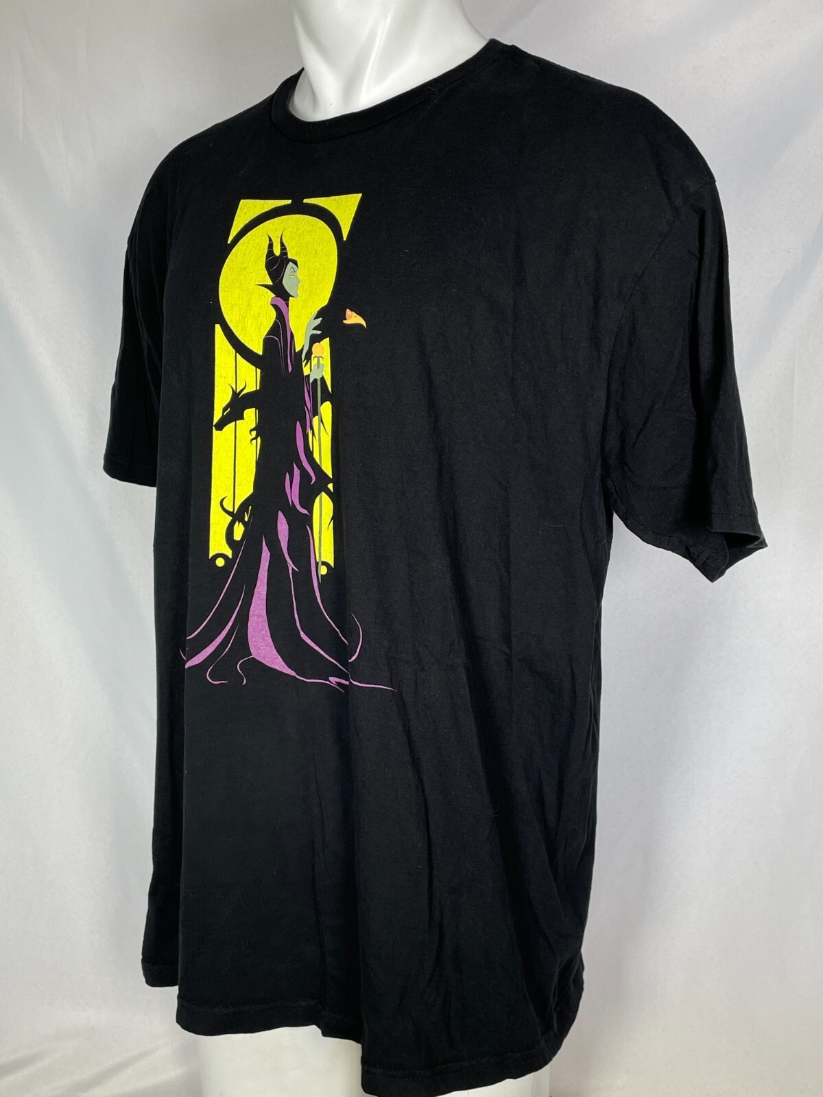Disney Villains Magnificent Maleficent Transform T-Shirt Men's XXL gallery
