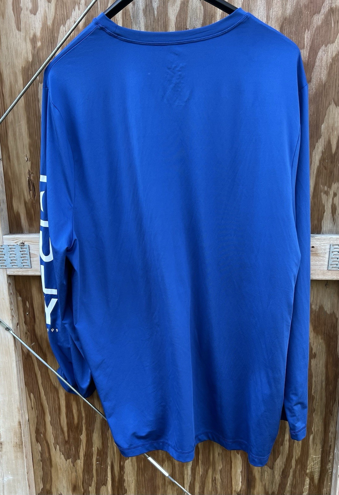 Hurley Set Of Men's Long Sleeve Stretch UPF Shirt XXL One Blue One Red NWOT❗️ gallery