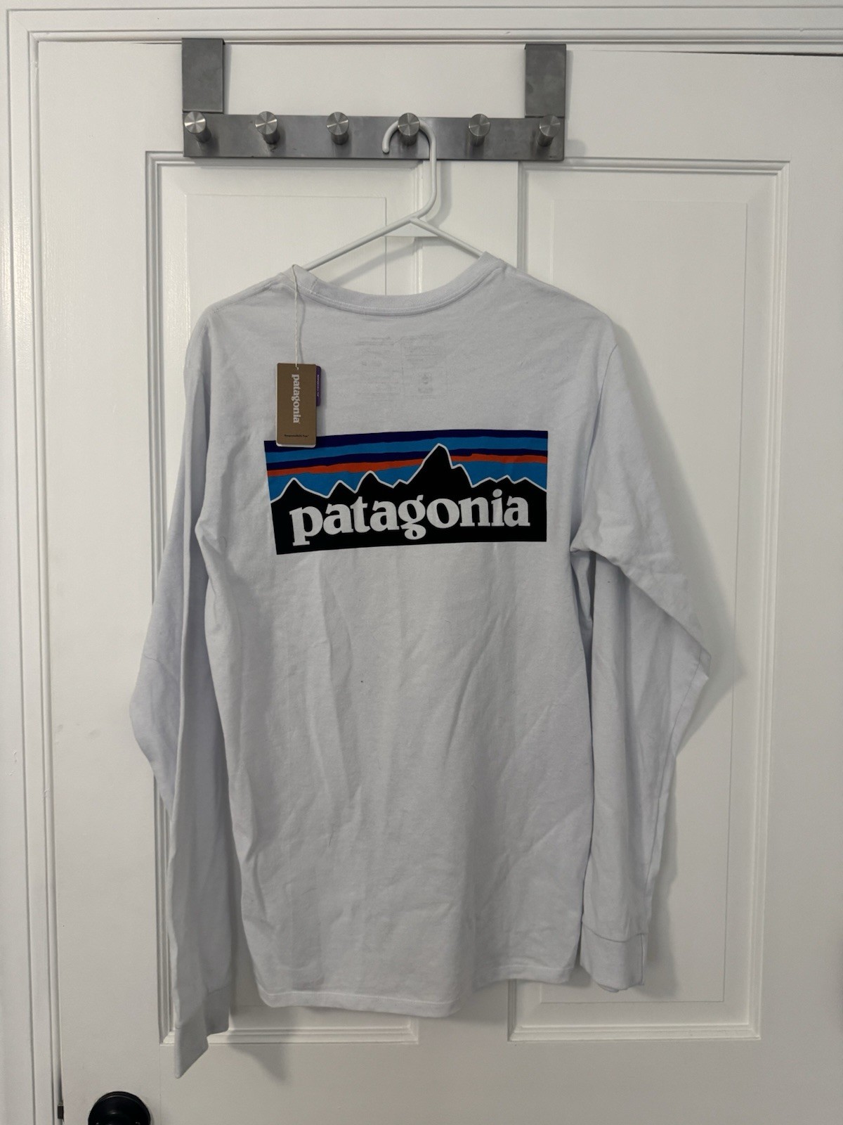Patagonia P-6 Logo Responsibili-Tee Men’s Long Sleeve Graphic Crew White S