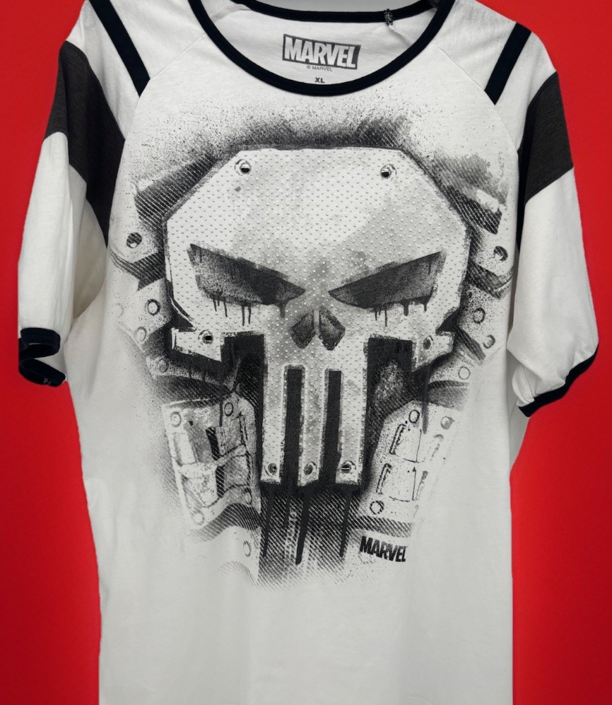 Marvel Punisher Men's XL White Black Graphic Crew Neck T-Shirt Summer gallery