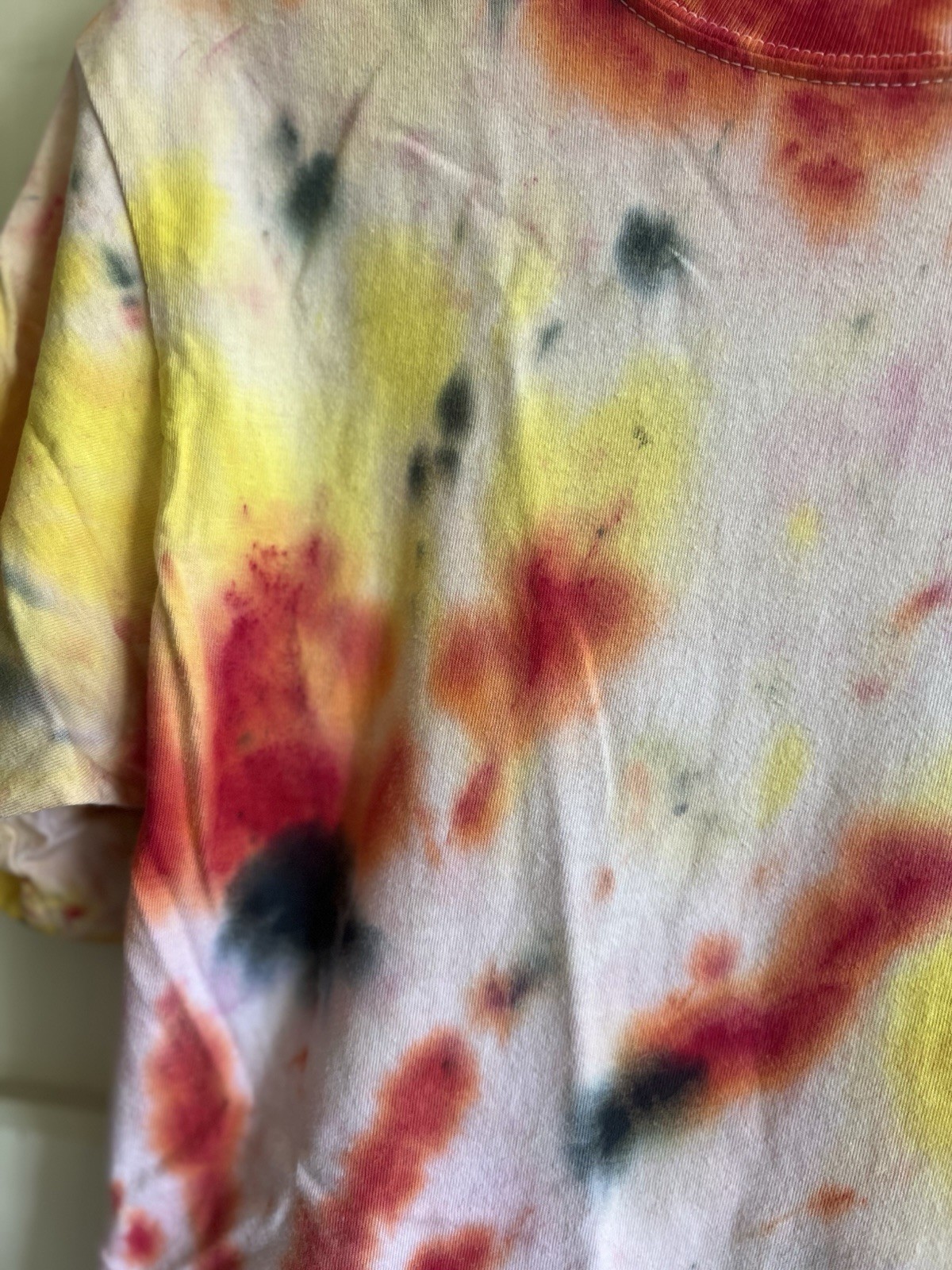 Tie-Dye Cotton Men /Unisex Crew Neck Short Sleeve T-Shirt M (Kirkland Signature) gallery