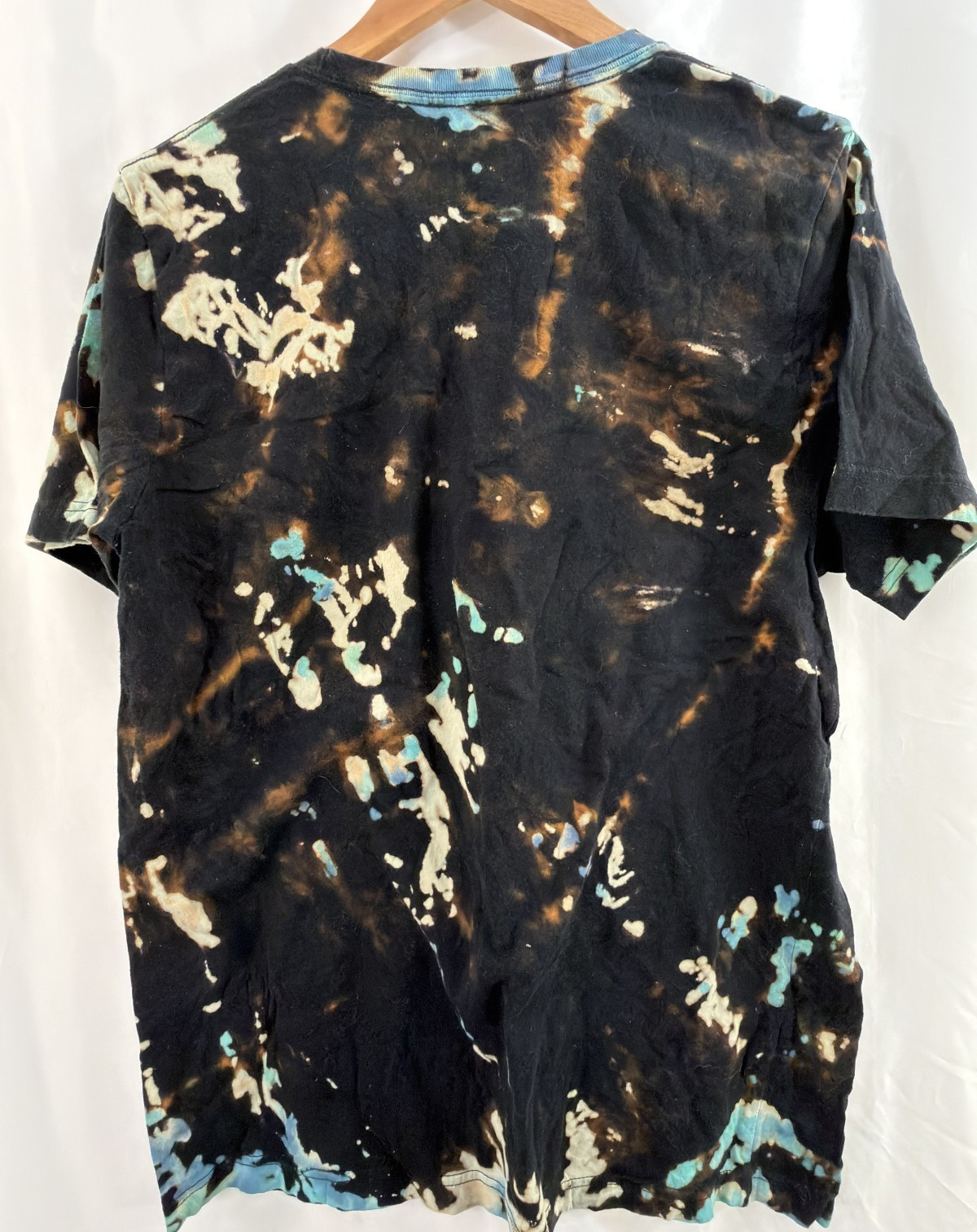 Carly Rae Jepsen Shirt Short Sleeve Black Graphic Pattern and Design-NO SIZE TAG gallery
