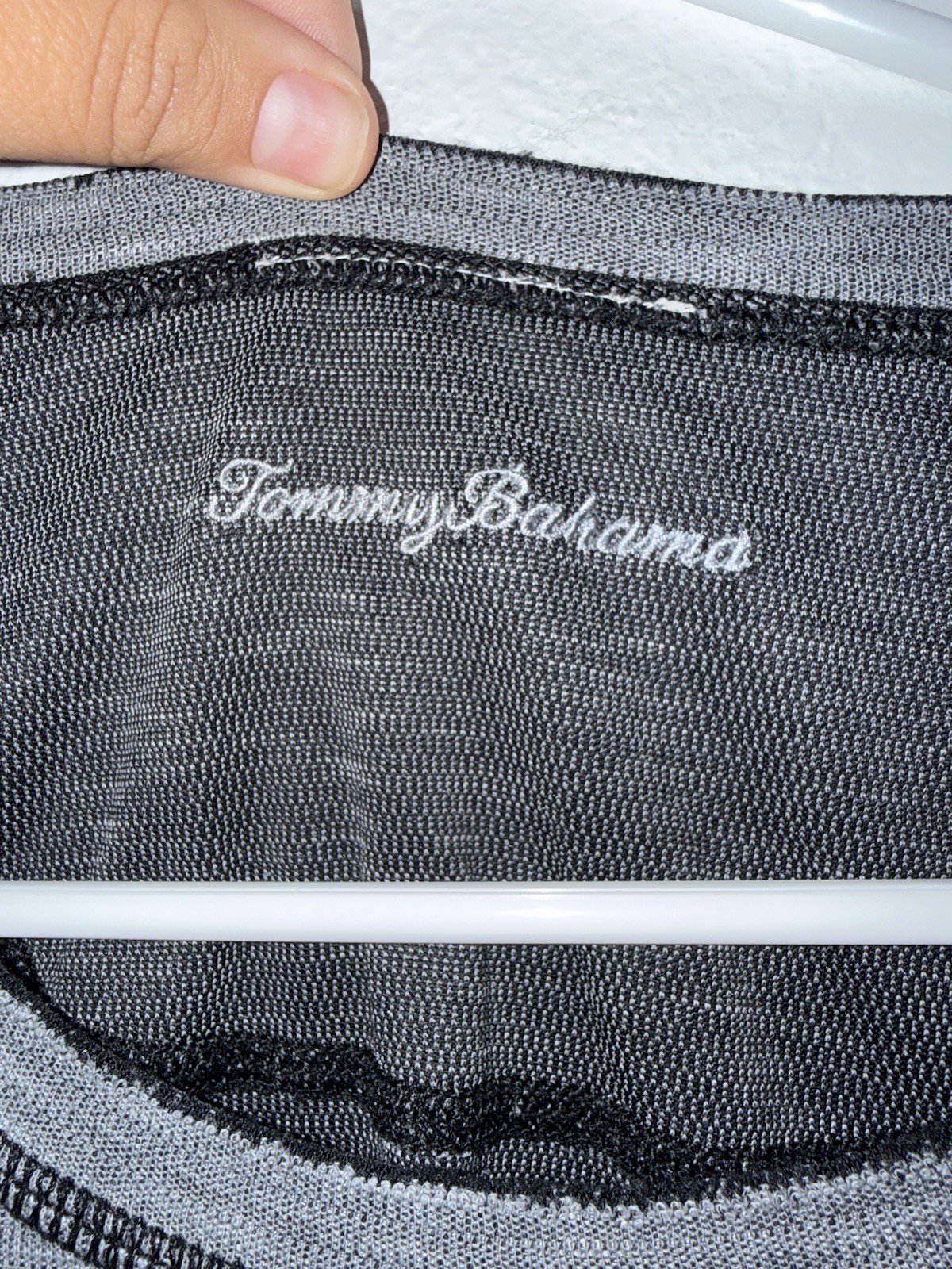 Tommy Bahama Men's Gray Knit Crew Neck Short Sleeve T-Shirt XL Contrasting Trim gallery