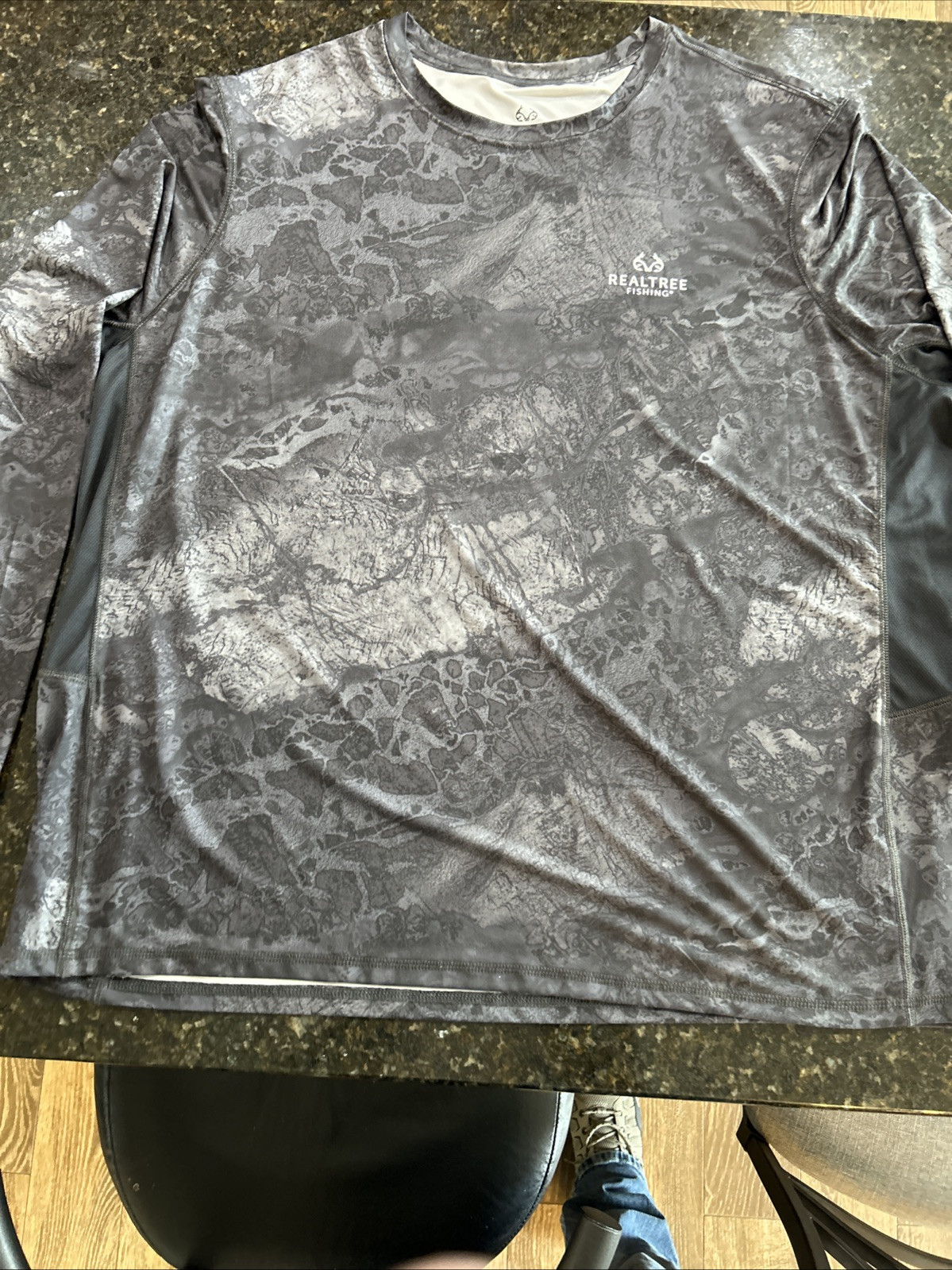 REALTREE Men's 3XL Fishing Long Sleeve Crew Neck T-Shirt Charcoal gallery