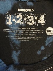 The Ramones – Black & Blue Tie Dye – M