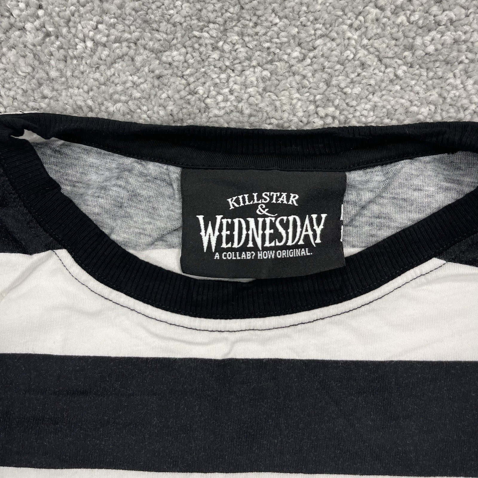 Kill Star Wednesday Shirt Adult Small White Striped Long Sleeve Crew Neck gallery