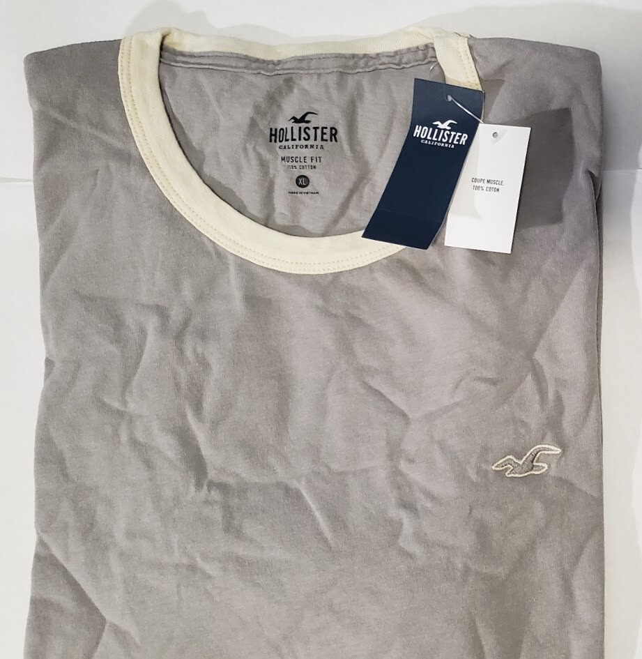 New Hollister XL Men T-Shirt Gray Contrasting Trim Embroidered Logo gallery