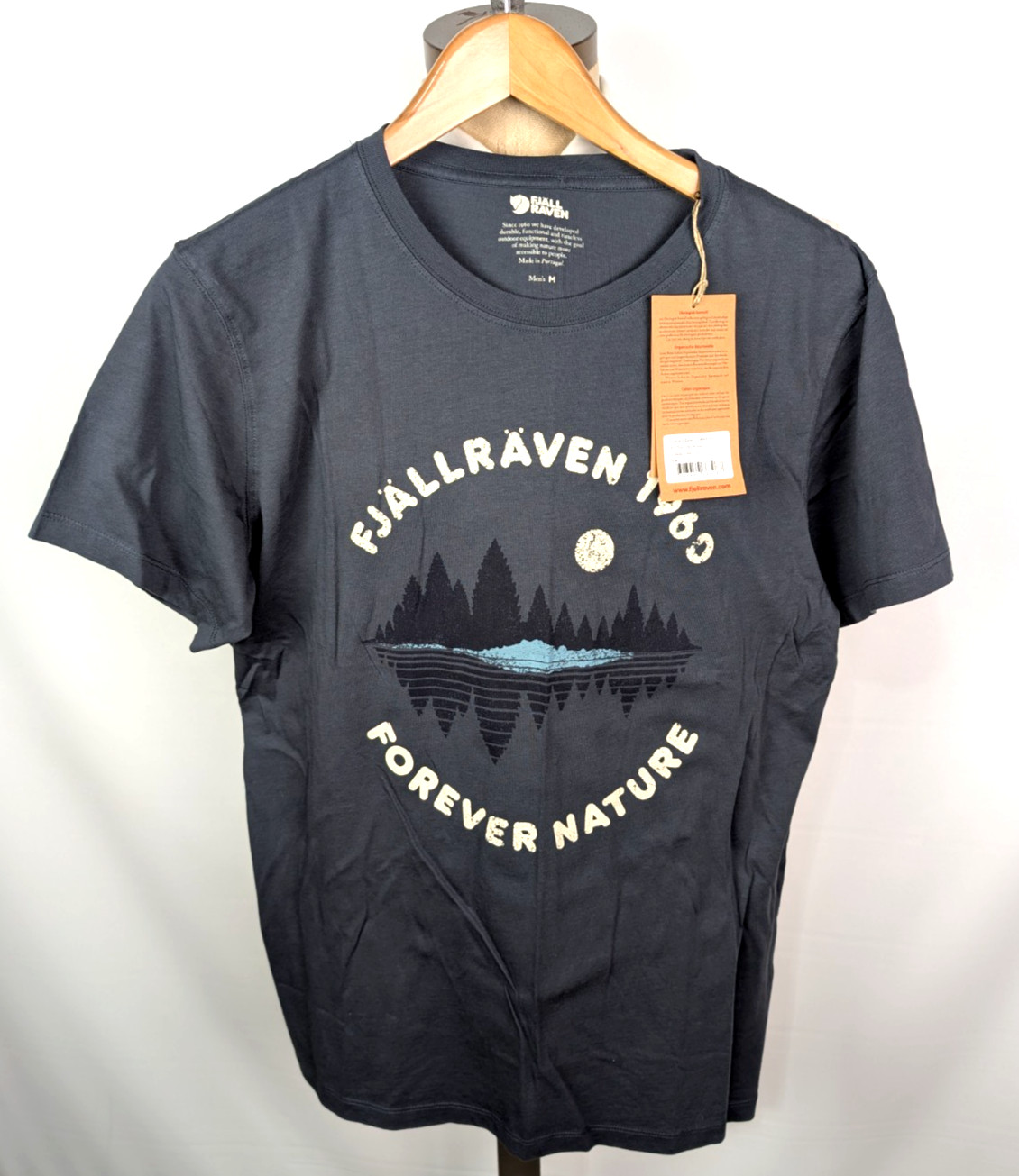 NWT FJALLRAVEN Forest Mirror T-Shirt Sz M Short Sleeve Organic Cotton Sample gallery