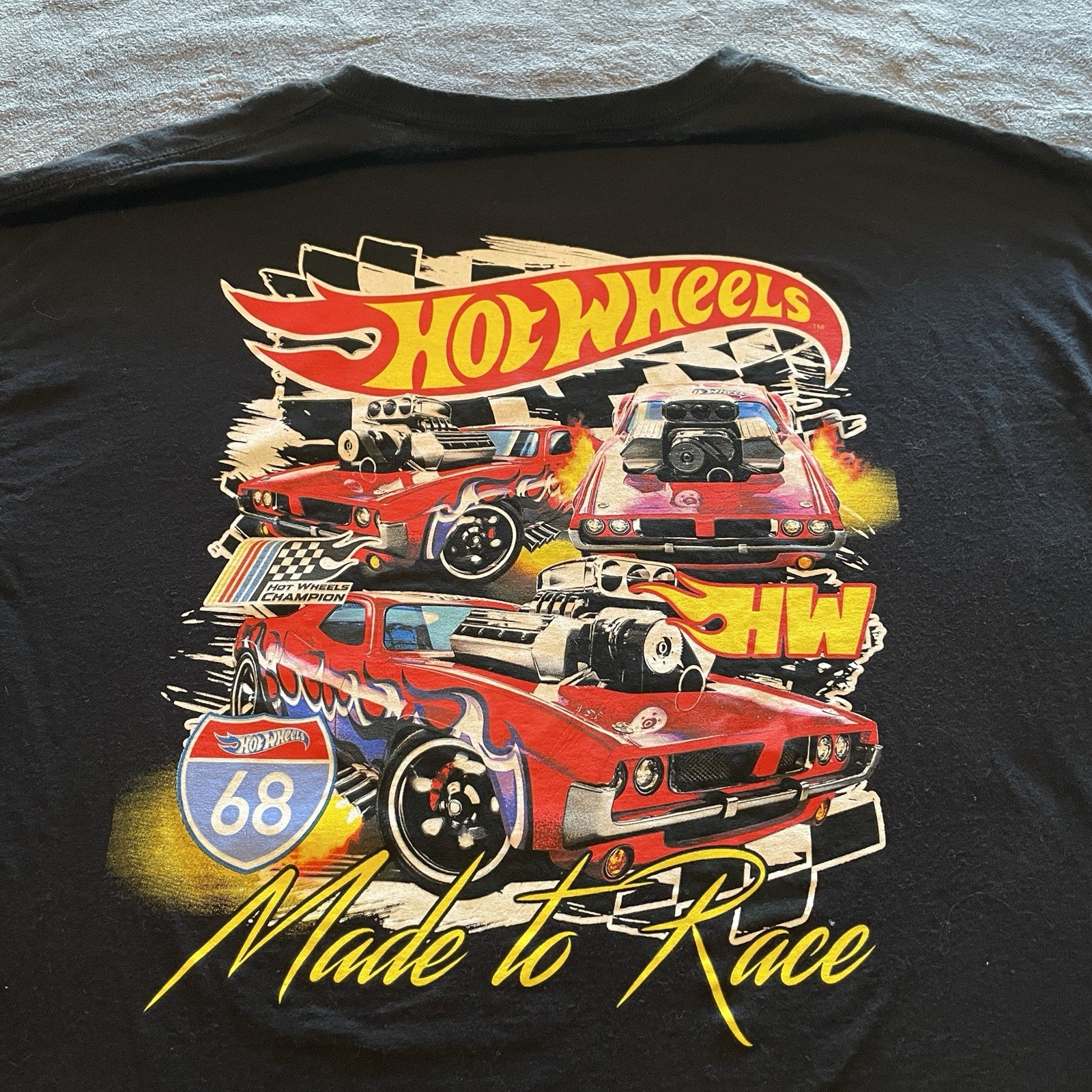 Hot Wheels T-Shirt Men’s L Diecast Hot Rods Muscle Cars Art Racing Motorsports gallery
