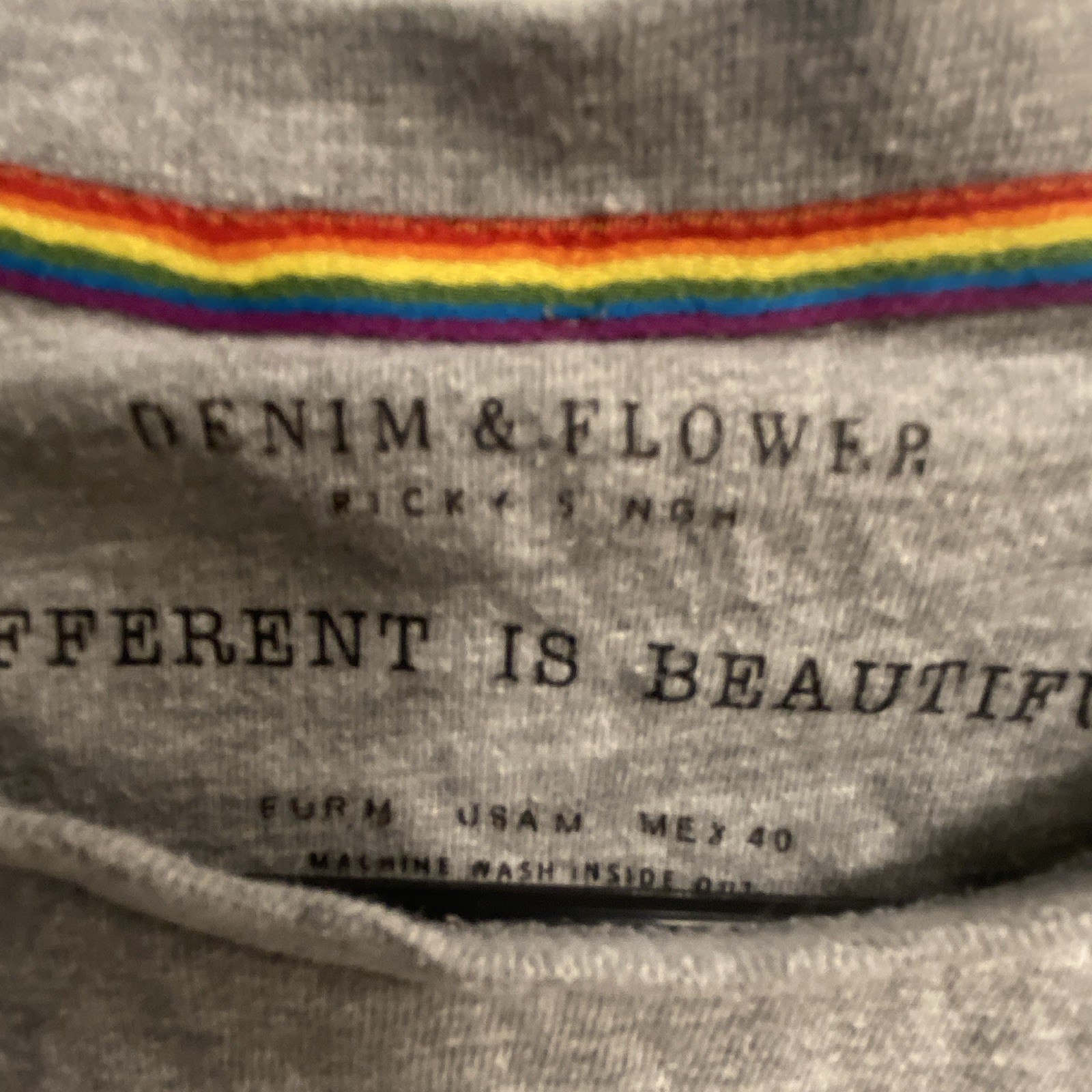 Denim & Flower Men Gray Rainbow "Be Yourself" Graphic Print Crew Neck Tee M gallery