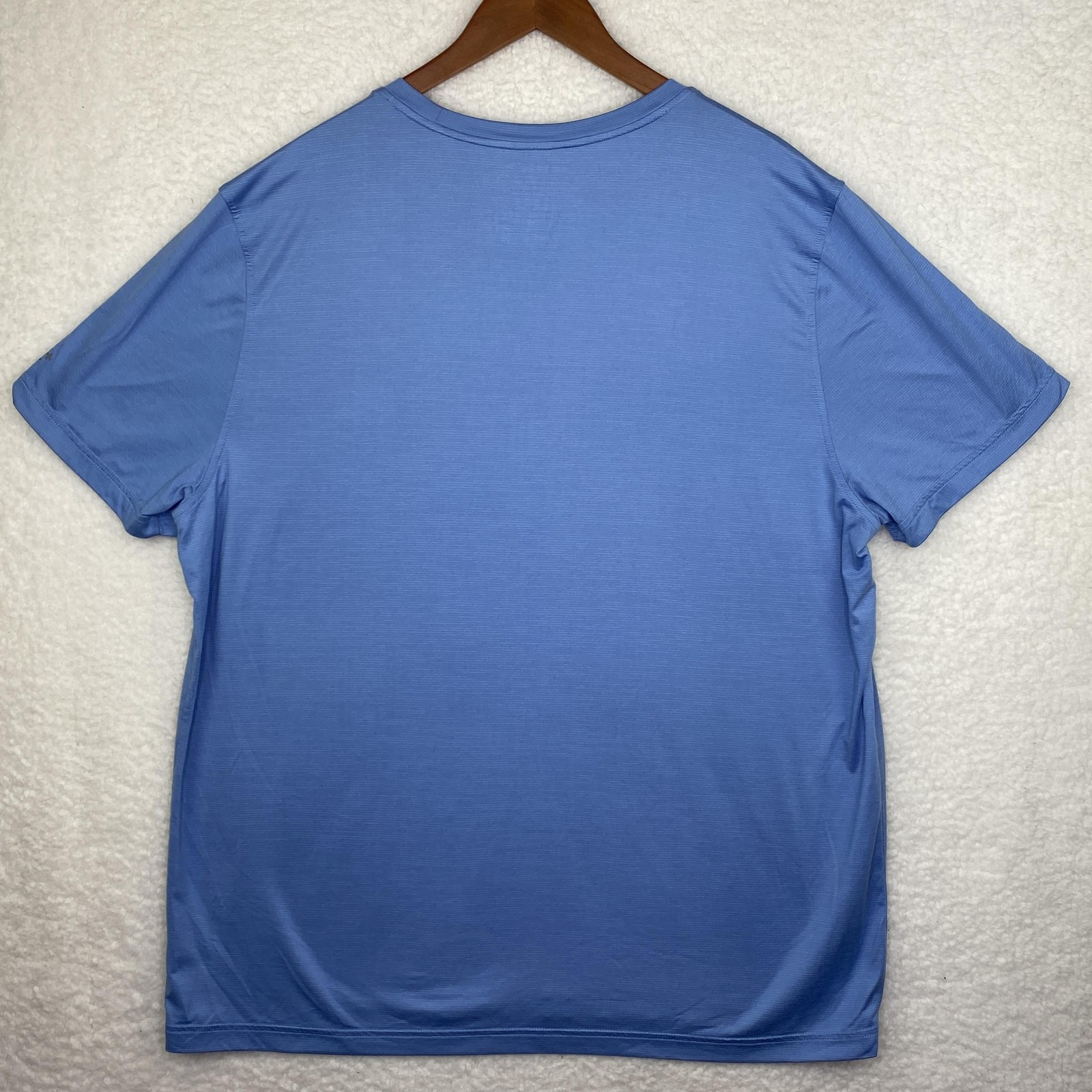 Speedo Shirt Mens 2XL Blue Tagless UV Protection Crew Neck Polyester Spandex gallery