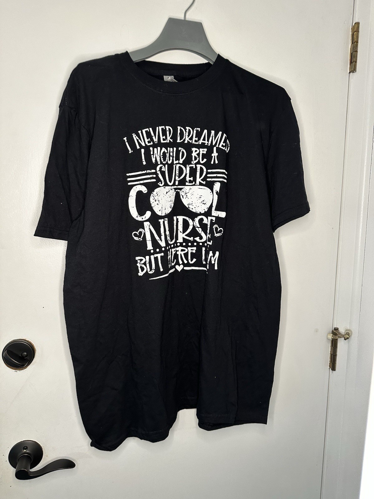 GILDEN I Never Dreamed I would be a super cool nurse but here i am NWOT SZ XL gallery