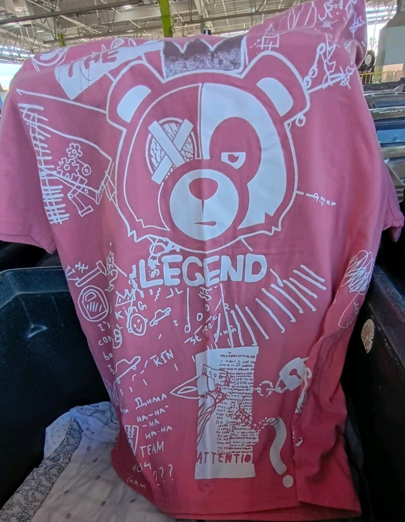 Southpole Legend Pink Graphic Bear Crew Neck Short Sleeve Men’s T-Shirt L