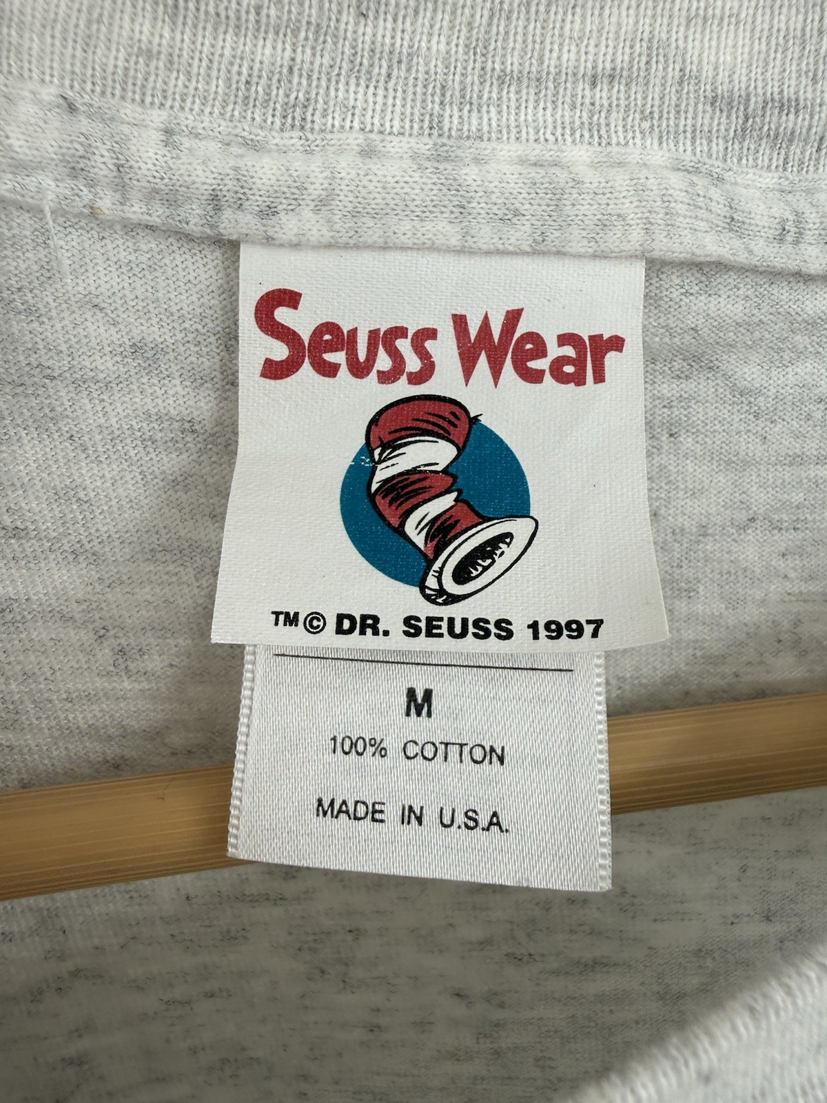 Vintage 90s Dr Seuss T-Shirt Seuss Wear Lorax The Grinch Size Medium USA Made gallery