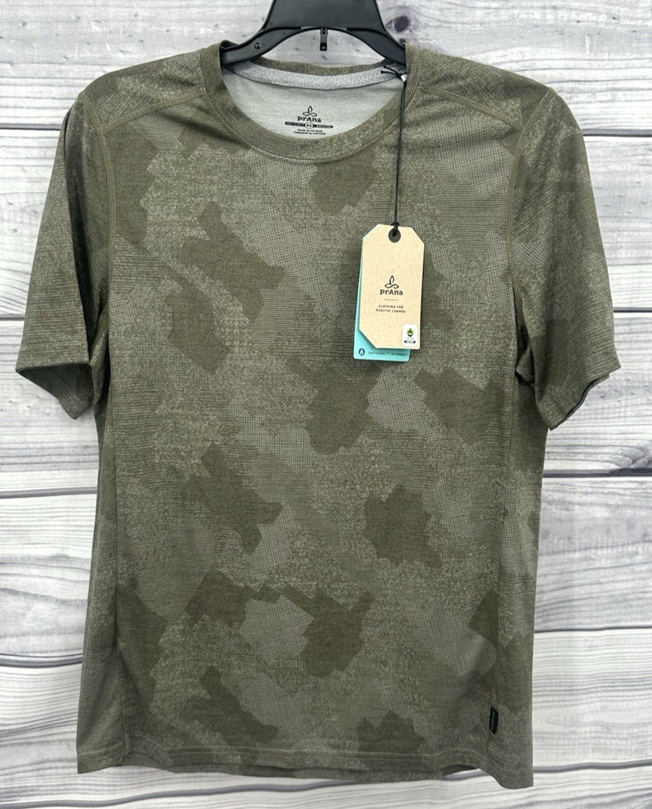 PRANA PROSPECT HEIGHTS GRAPHIC CAMO SHORT SLEEVE PERFORMANCE SHIRT Mens Size XS gallery