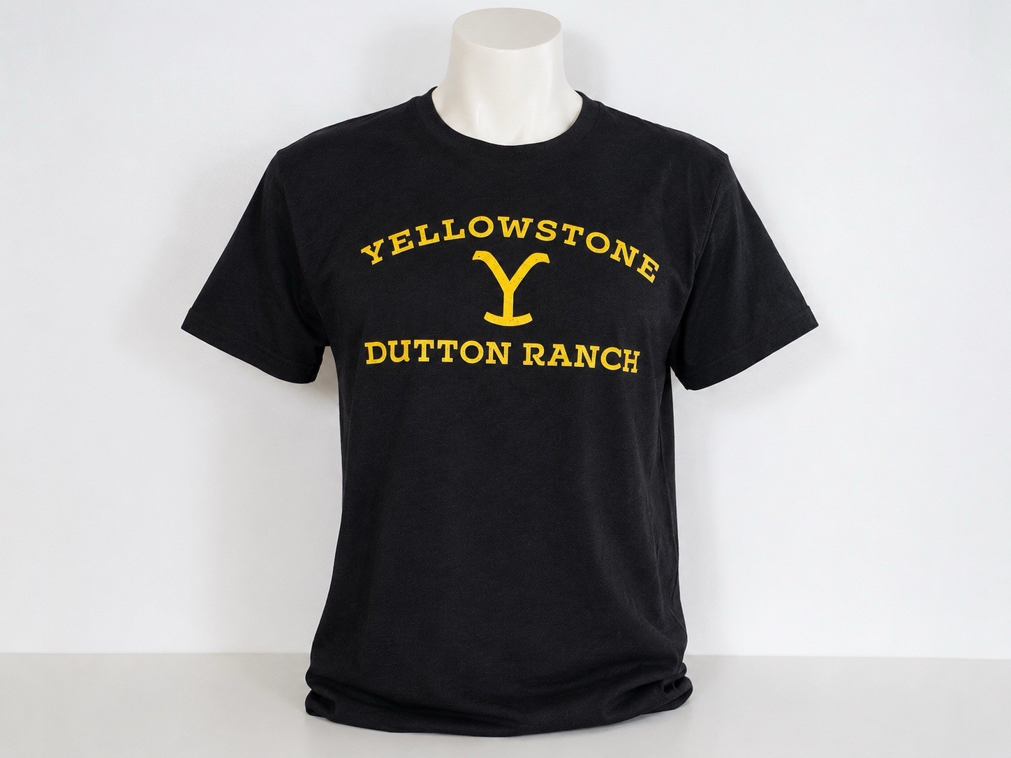 Yellowstone Dutton Ranch T Shirt Mens Medium NWT Brisco Brands Black Tee gallery