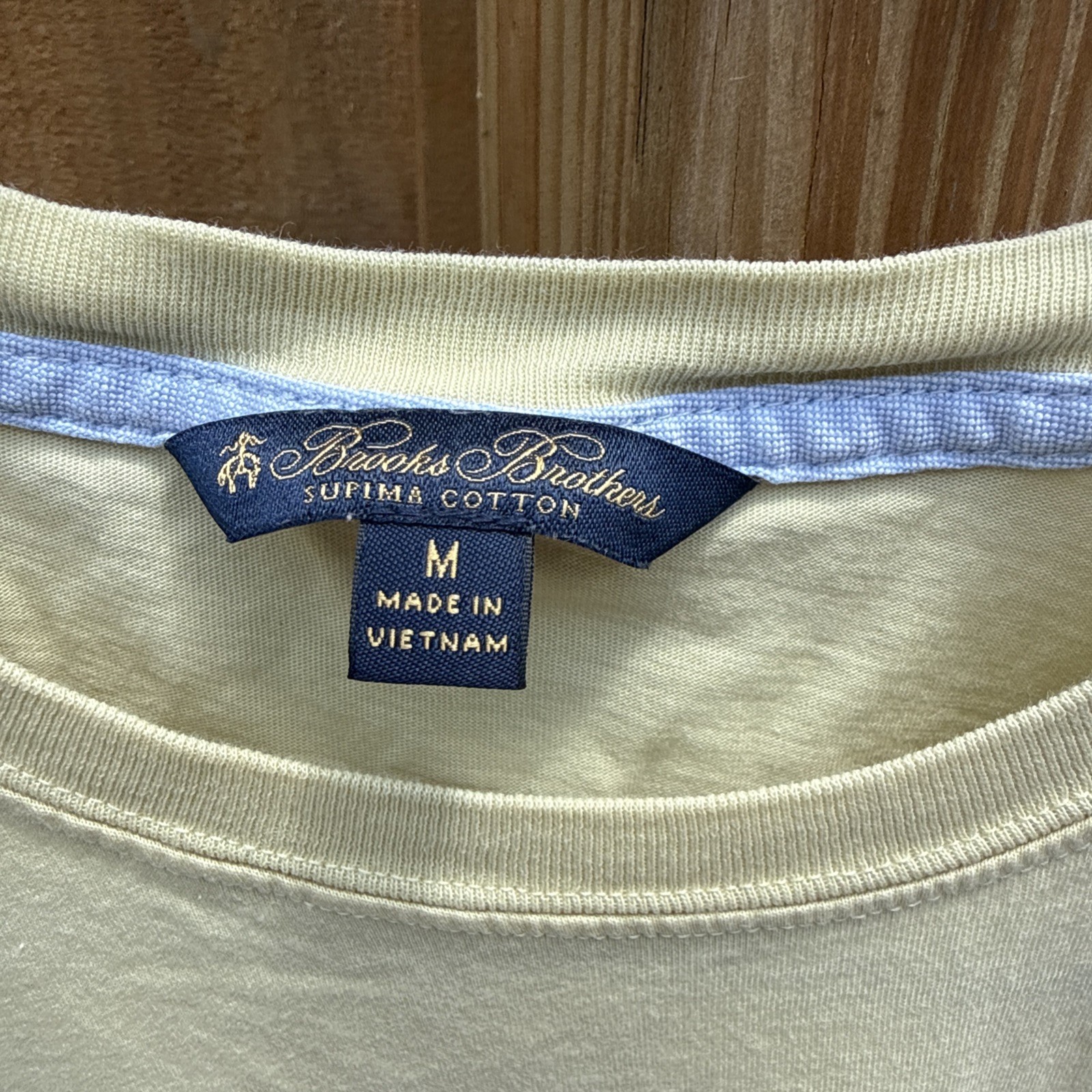 Brooks Brothers Supima Cotton Medium Pale Yellow Men's Short Sleeve T Shirt gallery