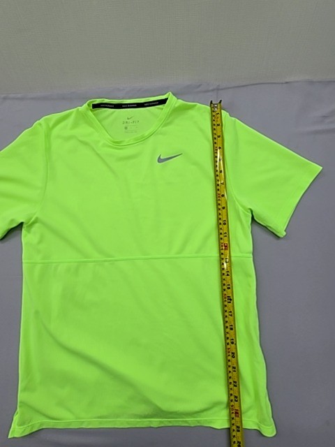 Nike Mens Green Dri-FIT Short Sleeve T-Shirt Regular Polyester Crewneck gallery