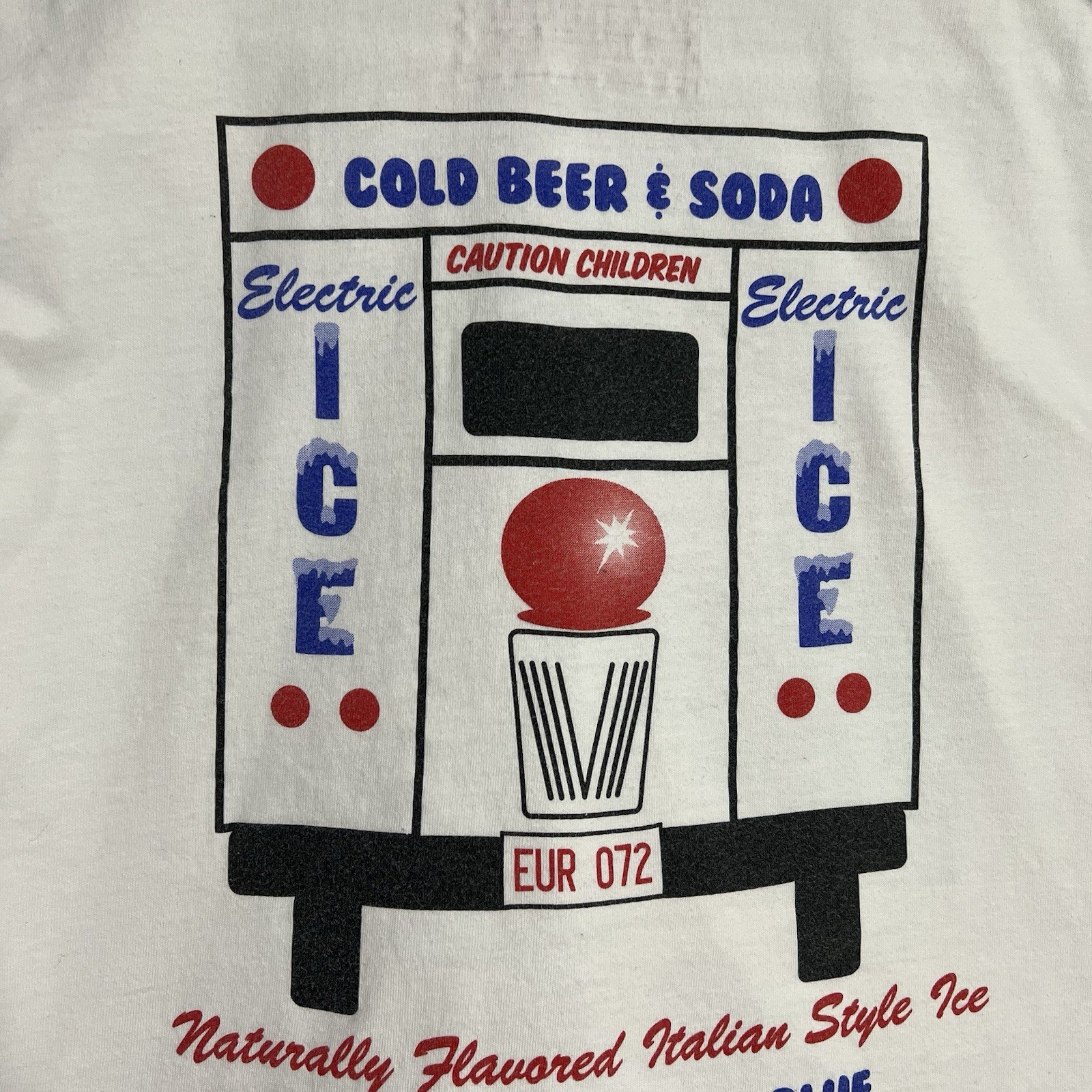 Cold Beer & Soda Italian Ice White Red Blue Short Sleeve T-Shirt Mens Medium gallery