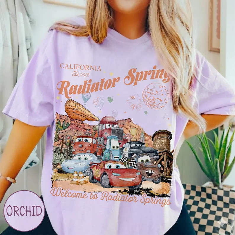 Vintage Car Town Comfort T-Shirt gallery