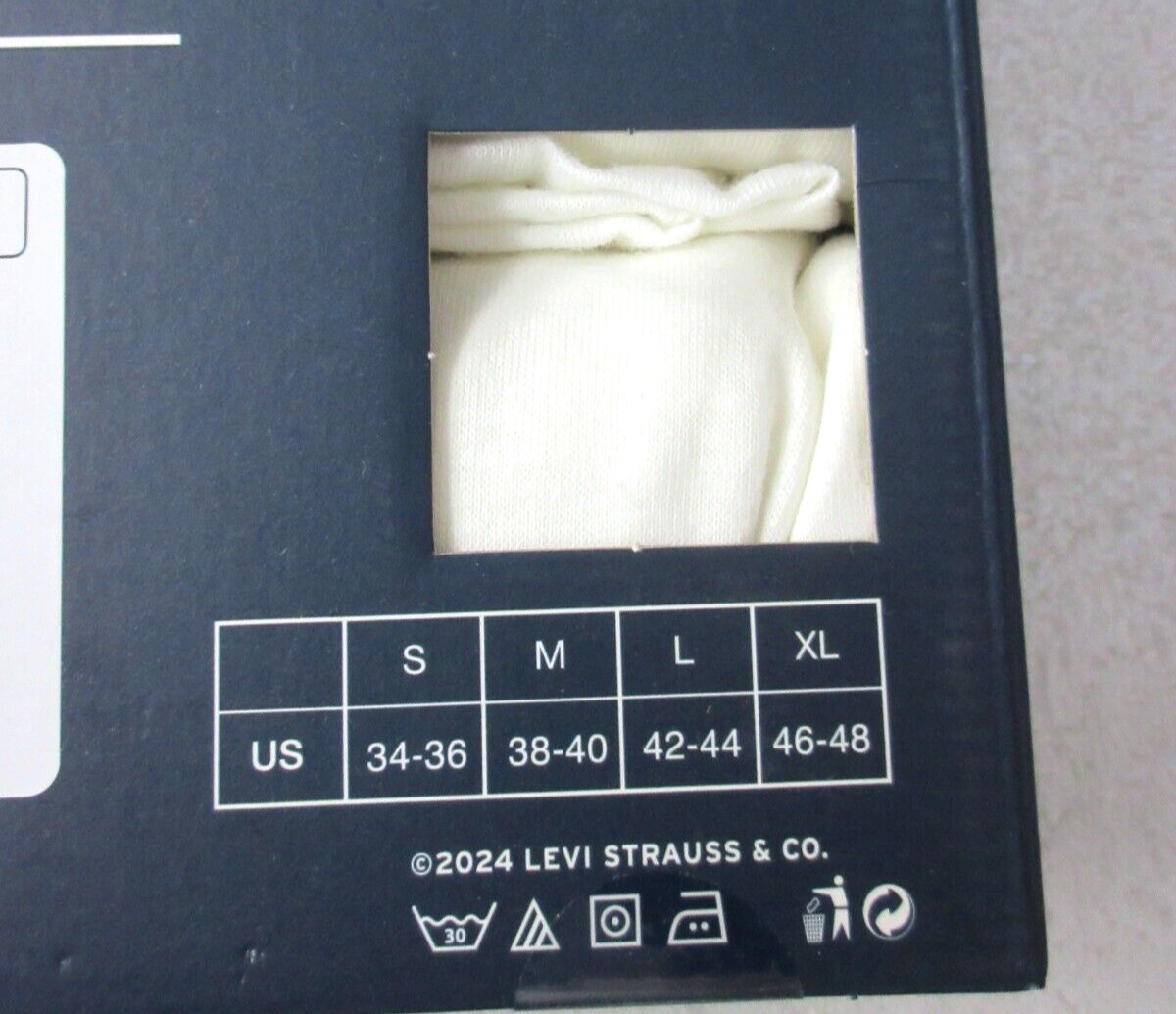 Levi's Men's V-Neck Premium Cotton 3 Pack Tee shirts White NIB Ships Free gallery
