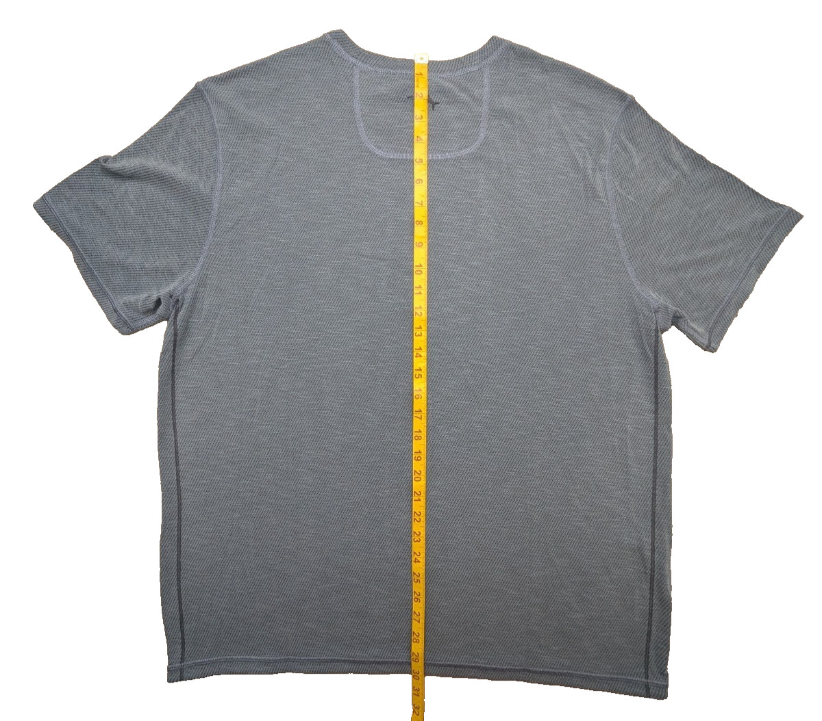 Tommy Bahama T-Shirt Mens XL Blue Flip Sky Tee SS Wicking Reversible $79 gallery