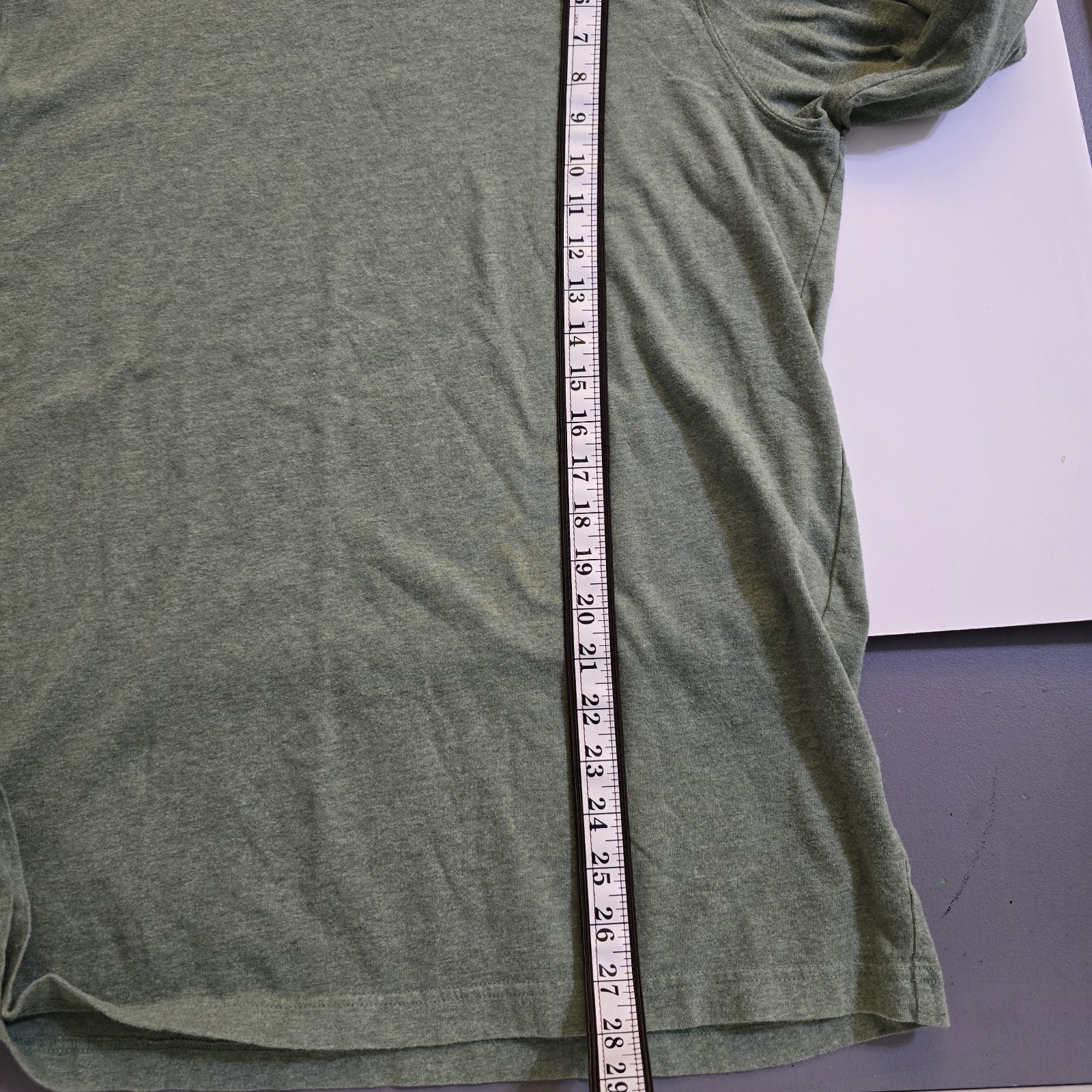 Lands' End Men's L/T Green Solid Mock Neck Long Sleeve Knit Stretch T-Shirt gallery