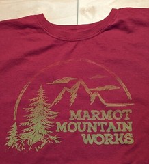 Marmot Mountain Works Red Tee Shirt Sleeve Shirt Mens Size XL Organic Cotton