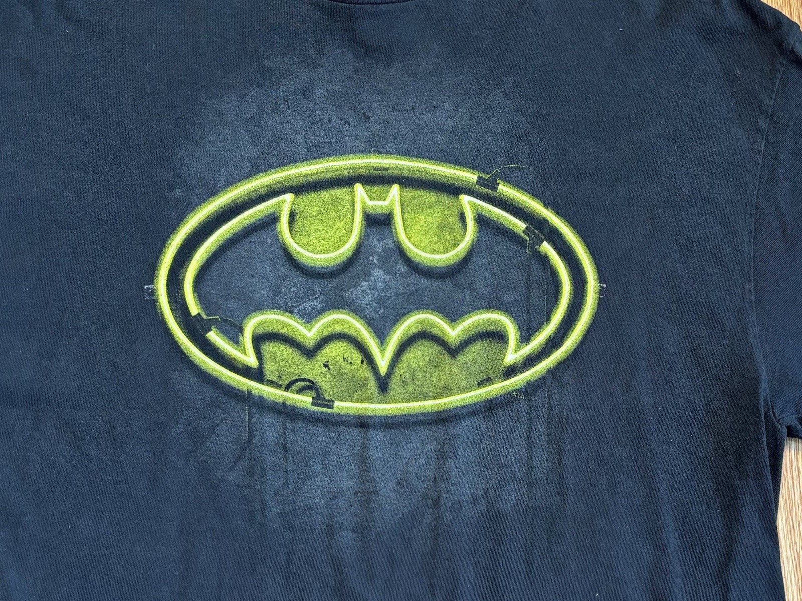 Batman Neon Bat Signal DC Comics 2XL Graphic T-Shirt gallery