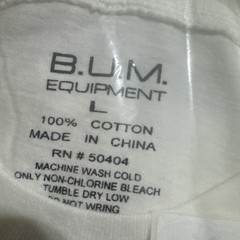 B.U.M. Equipment Men’s Crew Neck Size Large Color White