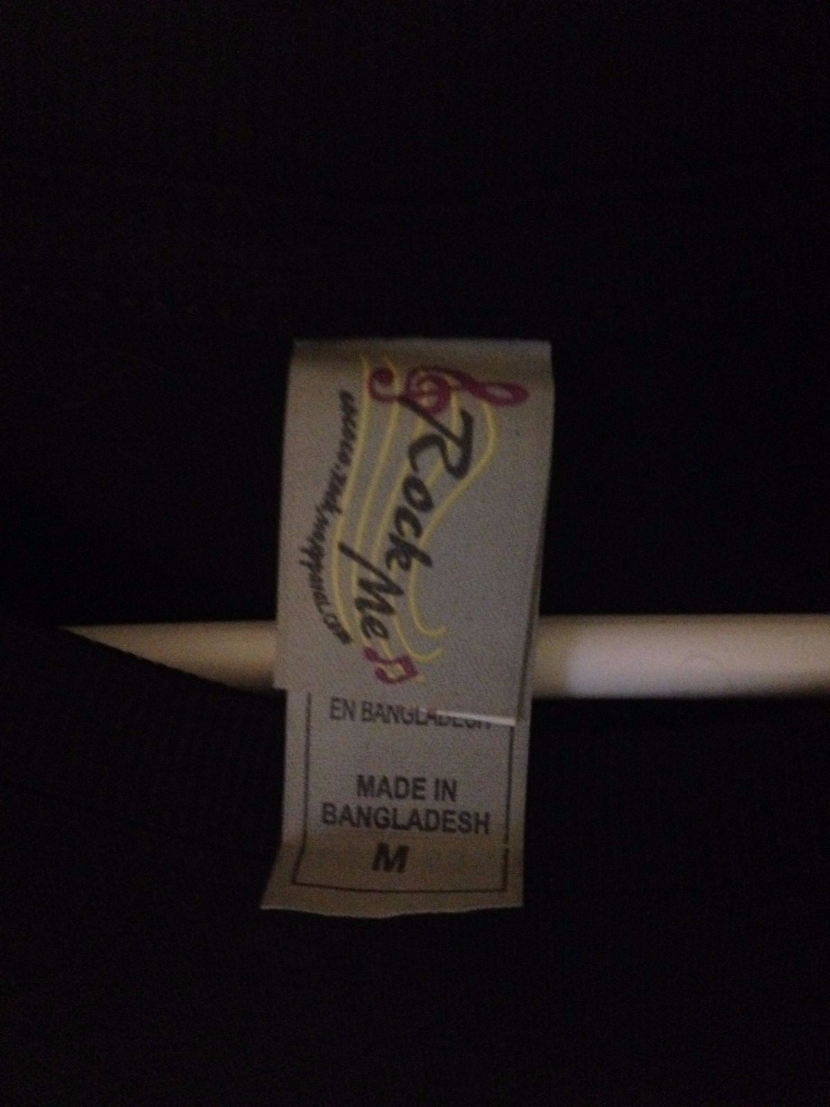 Rock Me Apparel - White Flower W/ Yellow Center Black Medium NEW gallery